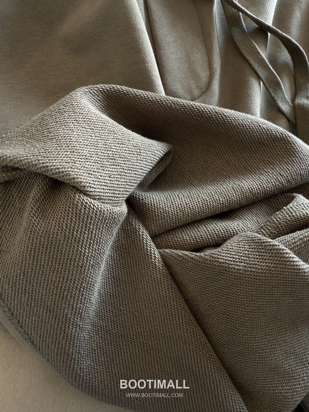 Stone Island Cotton Terry Sweat Shorts with Logo Patch 스톤아일랜드 코튼 테리 스웨트 쇼츠 로고 패치 L2526 7