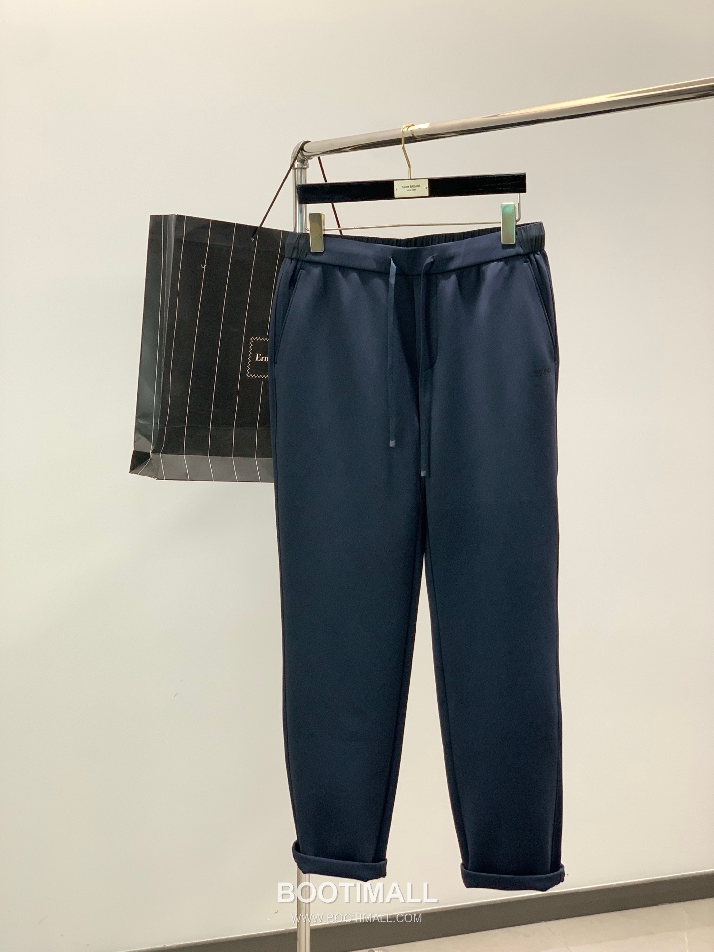 Zegna SS26 Cotton Blend Zip Jacket and Pants Set with Logo Print 제냐 SS26 코튼 혼방 집 재킷 팬츠 세트 로고 프린트 10