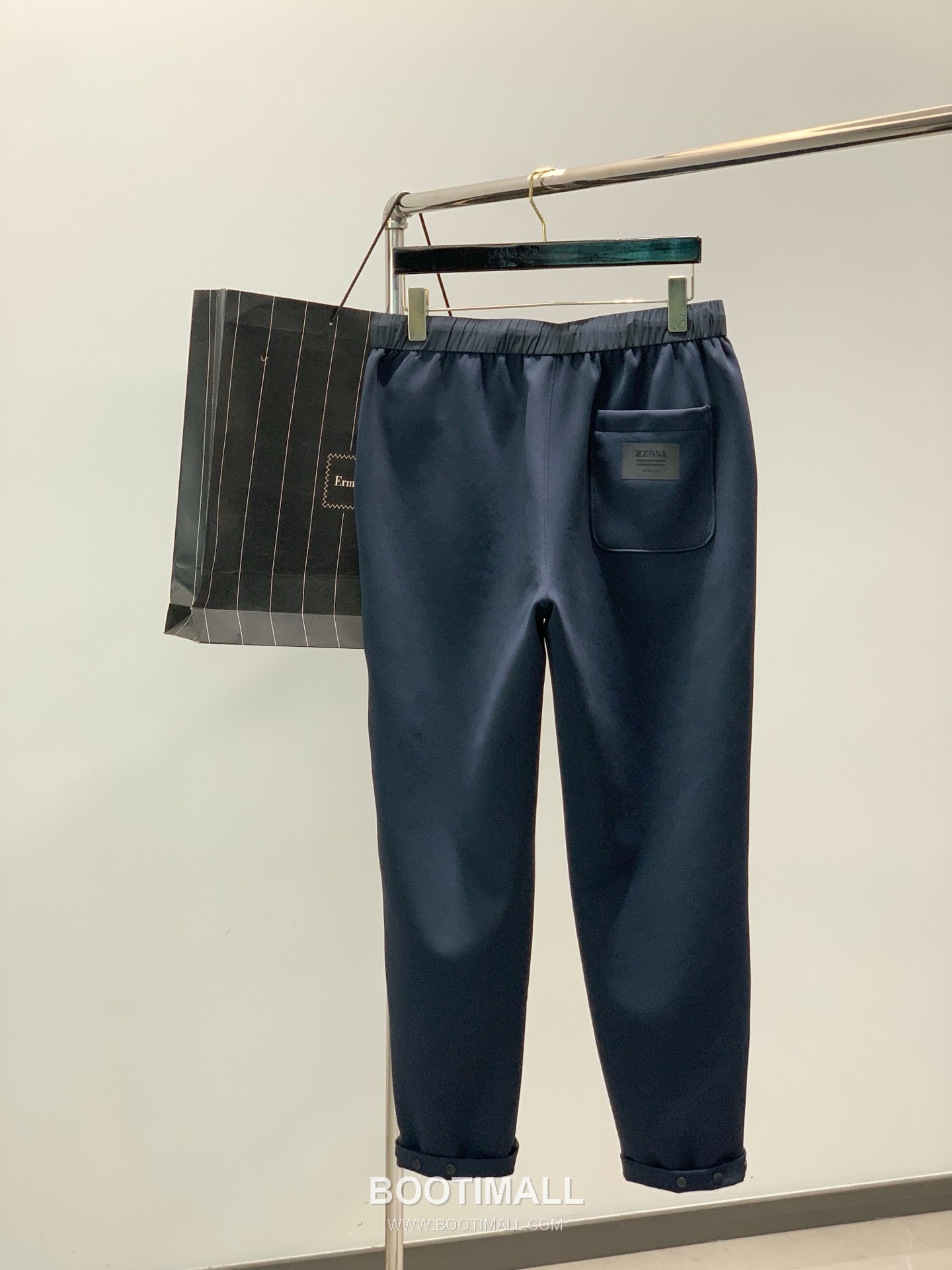 Zegna SS26 Cotton Blend Zip Jacket and Pants Set with Logo Print 제냐 SS26 코튼 혼방 집 재킷 팬츠 세트 로고 프린트 11