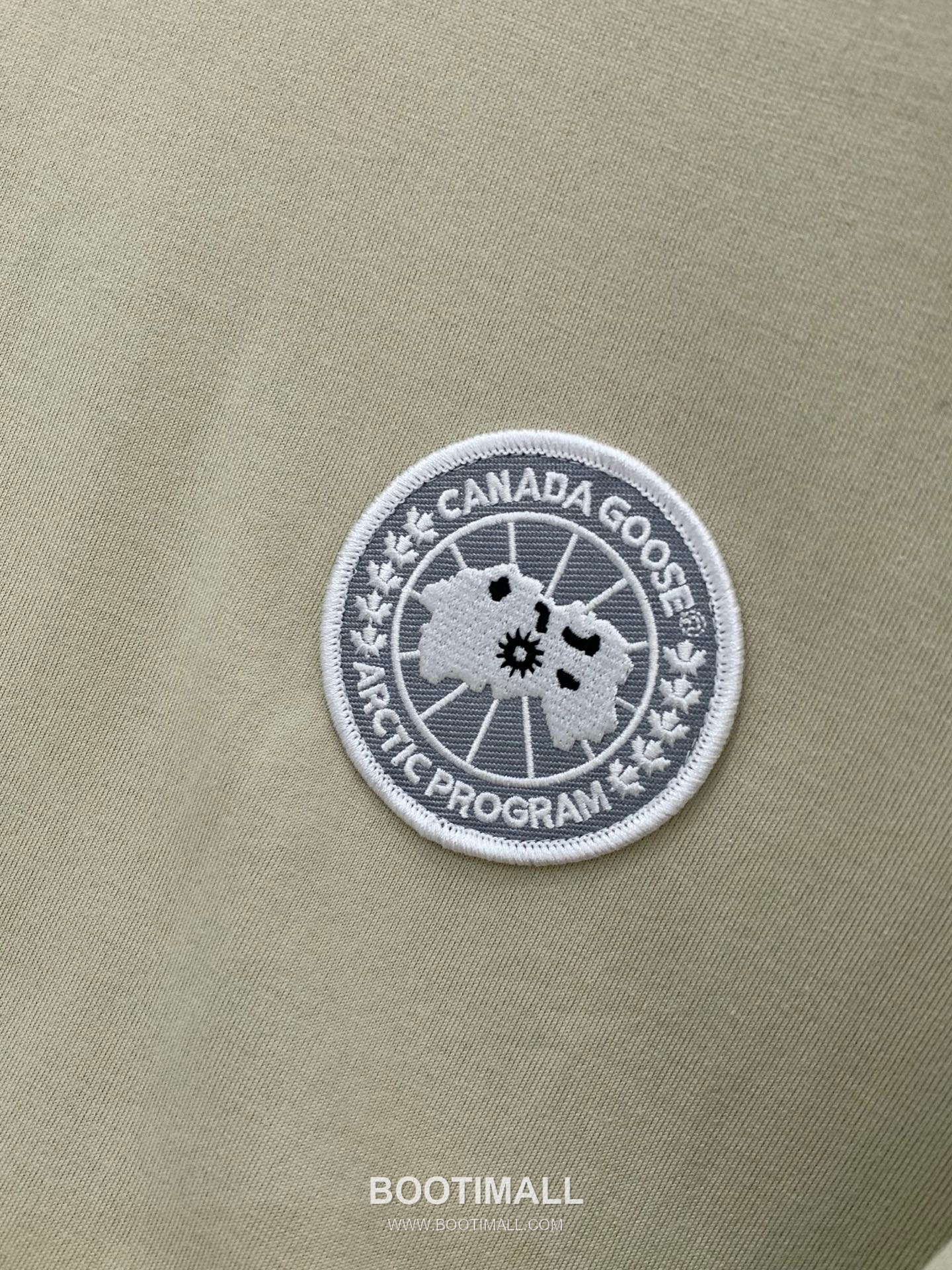 Canada Goose SS26 Cotton Crewneck T-Shirt with Embroidered Logo 캐나다구스 SS26 코튼 크루넥 티셔츠 자수 로고 6