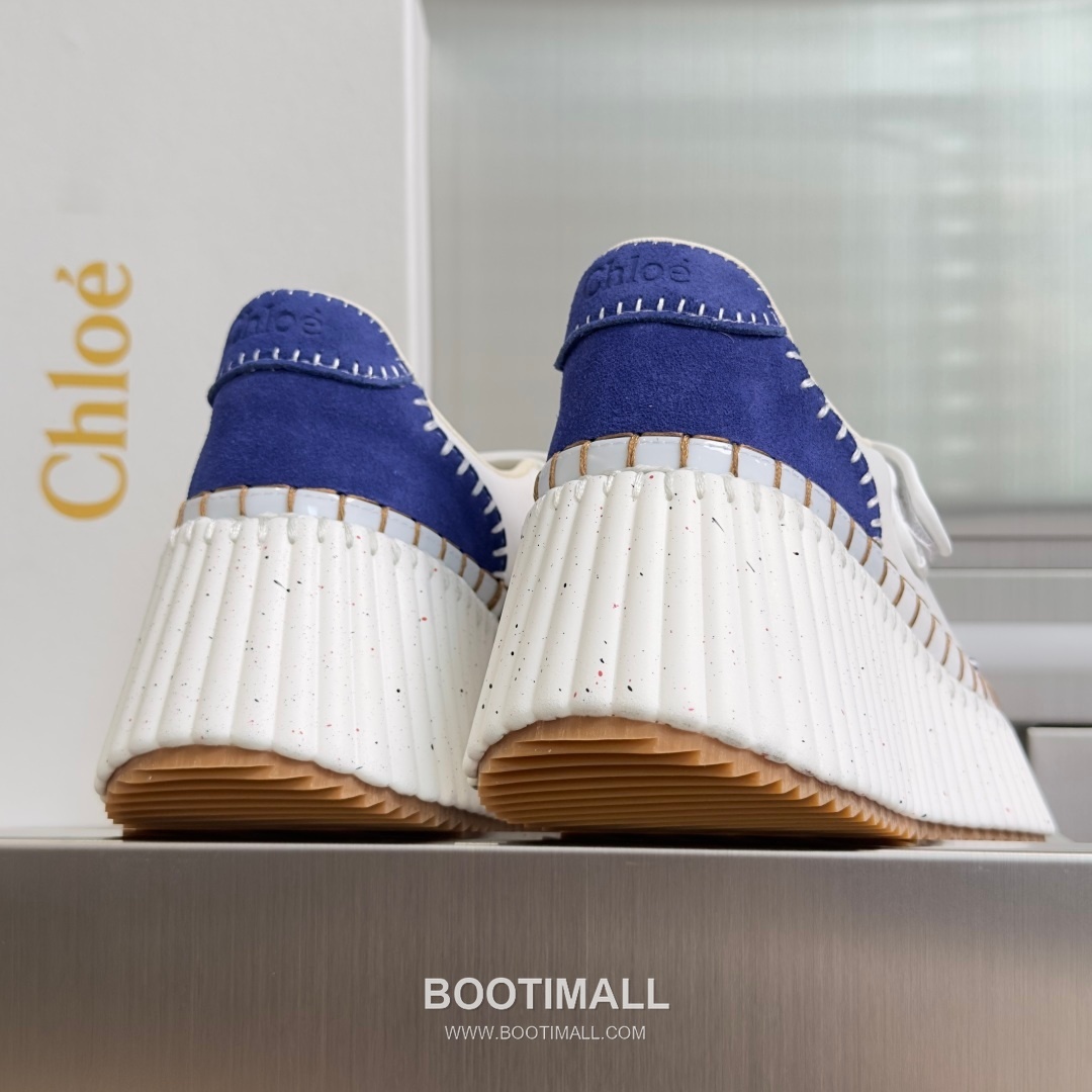 Chloé Nama Calfskin Suede Wedge Platform Sneakers with Velcro Strap Detail 끌로에 나마 카프스킨 스웨이드 웨지 플랫폼 스니커즈 7.5cm 8