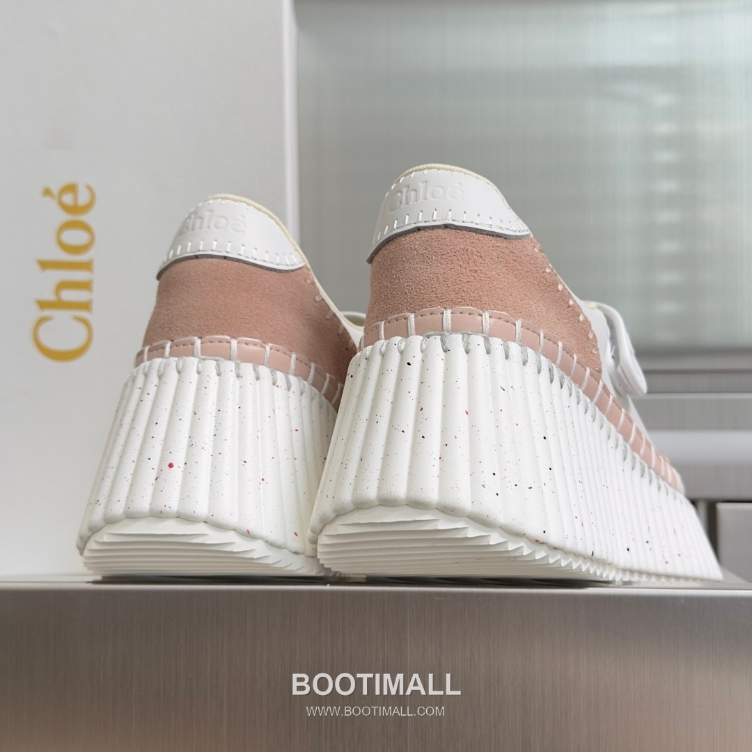 Chloé Nama Calfskin Suede Wedge Platform Sneakers with Velcro Strap Detail 끌로에 나마 카프스킨 스웨이드 웨지 플랫폼 스니커즈 7.5cm 8