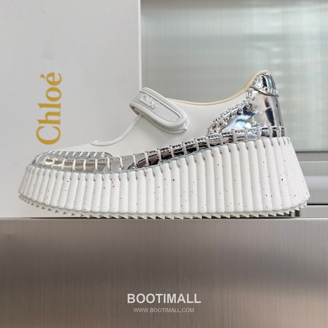 Chloé Nama Calfskin Suede Wedge Platform Sneakers with Velcro Strap Detail 끌로에 나마 카프스킨 스웨이드 웨지 플랫폼 스니커즈 7.5cm 2