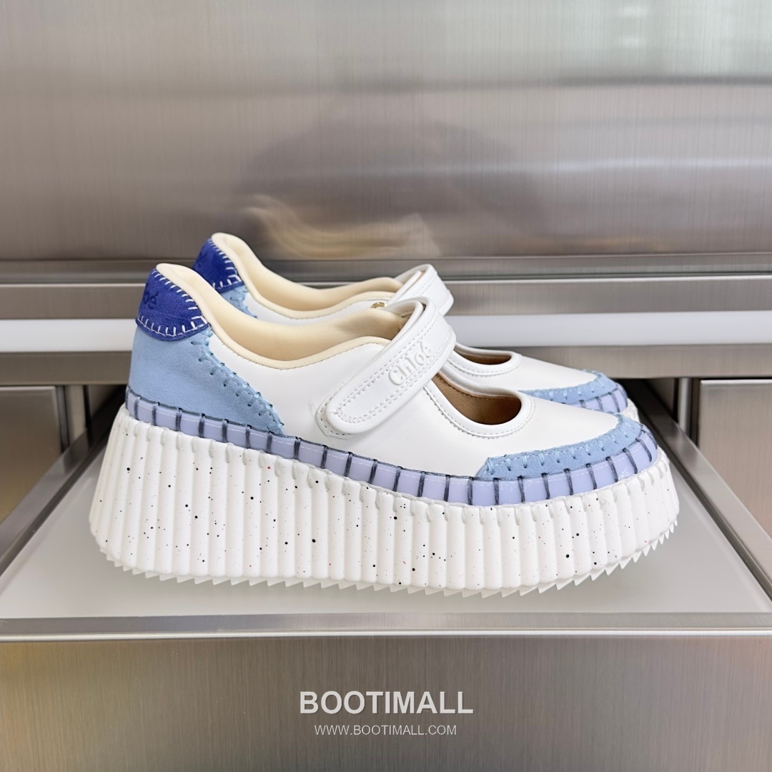 Chloé Nama Calfskin Suede Wedge Platform Sneakers with Velcro Strap Detail 끌로에 나마 카프스킨 스웨이드 웨지 플랫폼 스니커즈 7.5cm 1