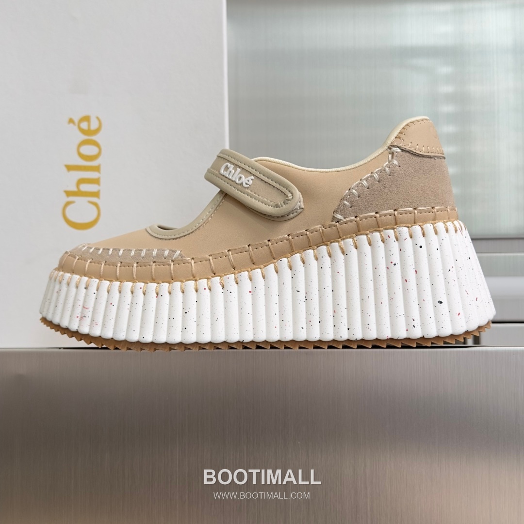 Chloé Nama Calfskin Suede Wedge Platform Sneakers with Velcro Strap Detail 끌로에 나마 카프스킨 스웨이드 웨지 플랫폼 스니커즈 7.5cm 2