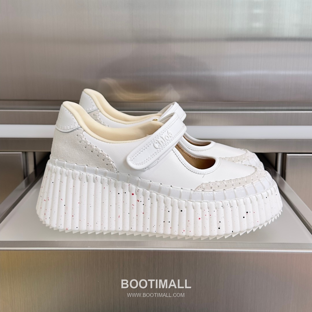 Chloé Nama Calfskin Suede Wedge Platform Sneakers with Velcro Strap Detail 끌로에 나마 카프스킨 스웨이드 웨지 플랫폼 스니커즈 7.5cm 1