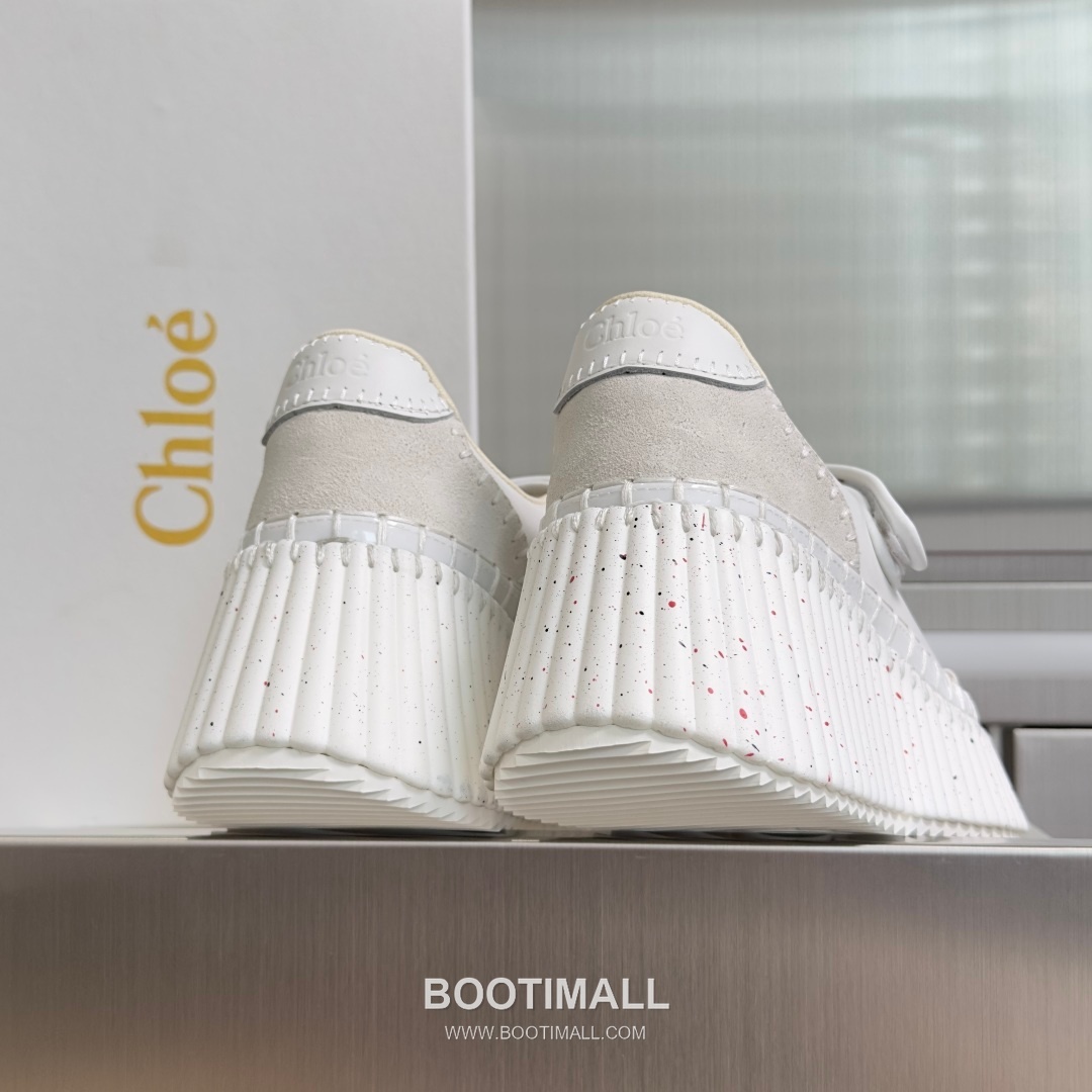 Chloé Nama Calfskin Suede Wedge Platform Sneakers with Velcro Strap Detail 끌로에 나마 카프스킨 스웨이드 웨지 플랫폼 스니커즈 7.5cm 8