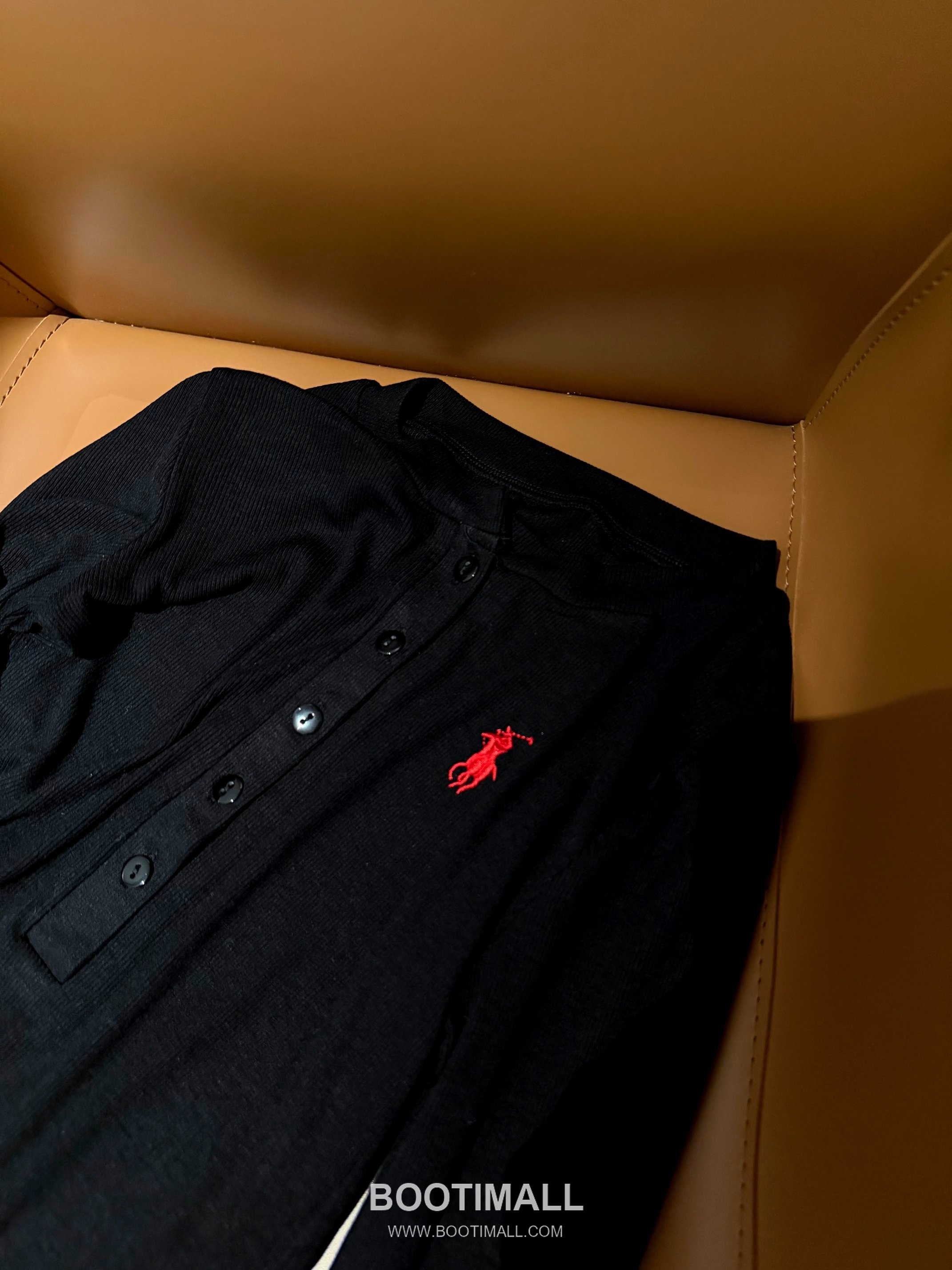 Ralph Lauren 2026 S/S Cotton Long Sleeve T-Shirt Embroidered Logo Detail 랄프로렌 코튼 롱슬리브 티셔츠 자수 로고 디테일 1