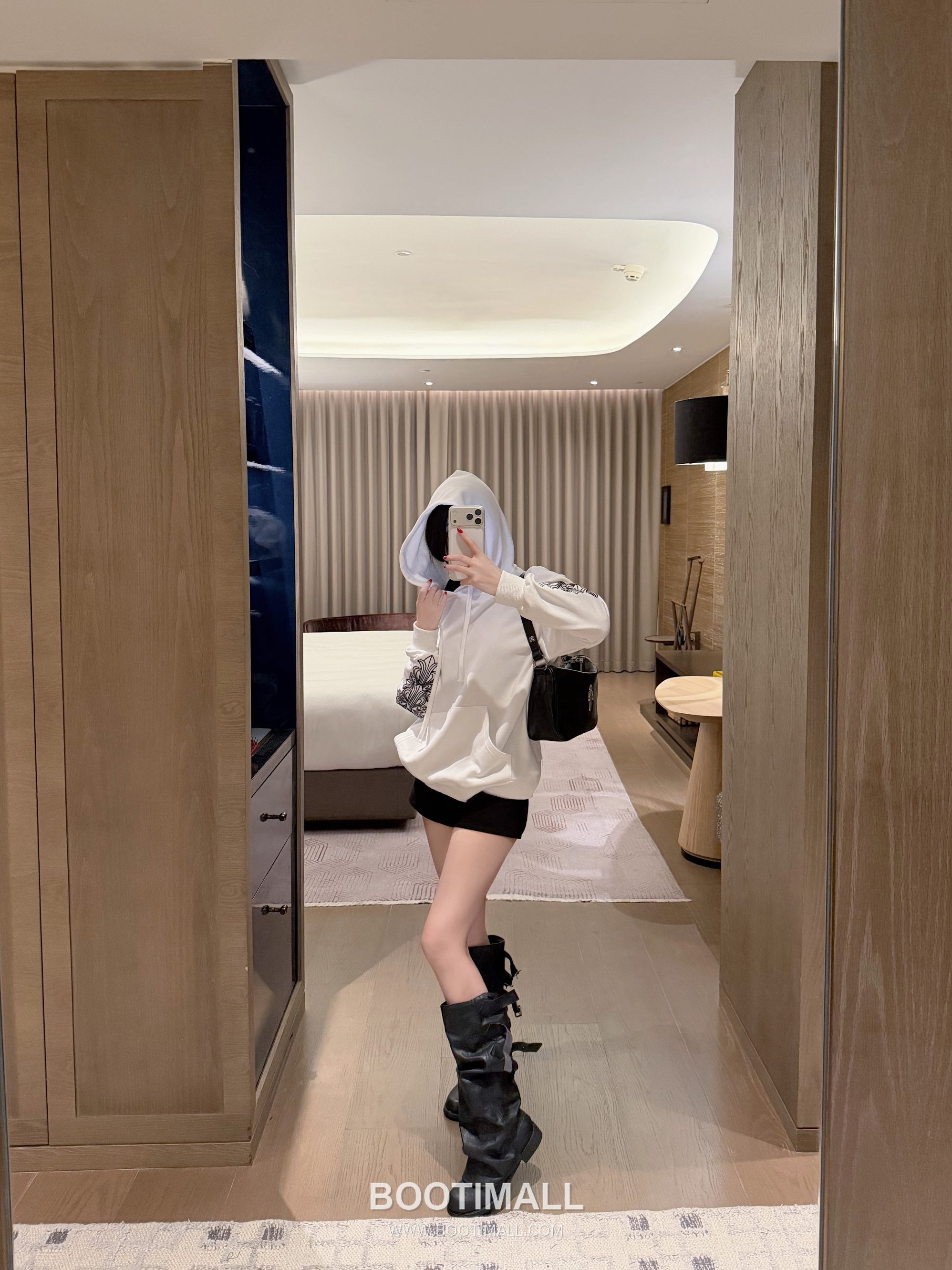 Chrome Hearts 2026 S/S Cotton Hoodie Embroidered Bead Logo Oversized 후드 스웨트셔츠 자수 비즈 로고 디테일 6