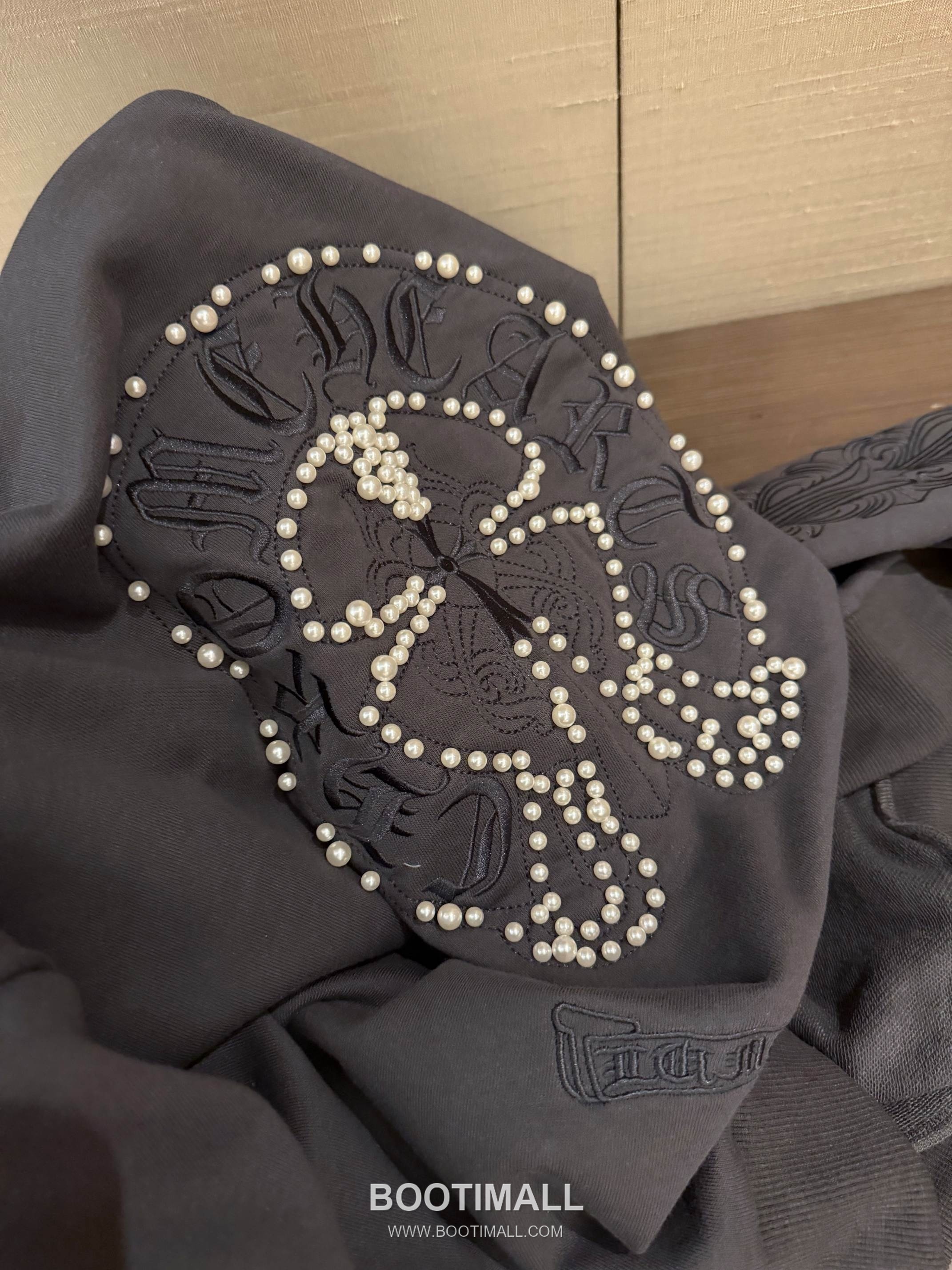 Chrome Hearts 2026 S/S Cotton Hoodie Embroidered Bead Logo Oversized 후드 스웨트셔츠 자수 비즈 로고 디테일 6
