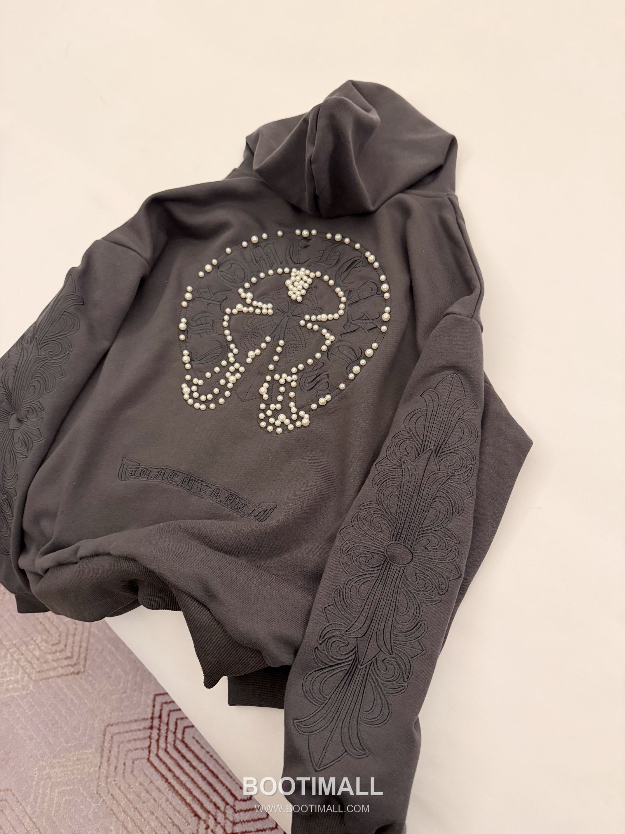 Chrome Hearts 2026 S/S Cotton Hoodie Embroidered Bead Logo Oversized 후드 스웨트셔츠 자수 비즈 로고 디테일 8