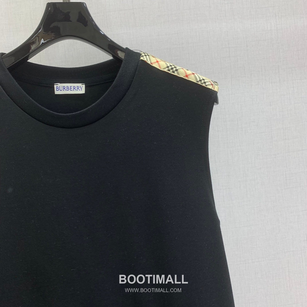 Burberry 2026 S/S Polyester Sleeveless Dress Panelled Waist Detail 버버리 폴리에스터 슬리브리스 드레스 패널드 허리 디테일 6