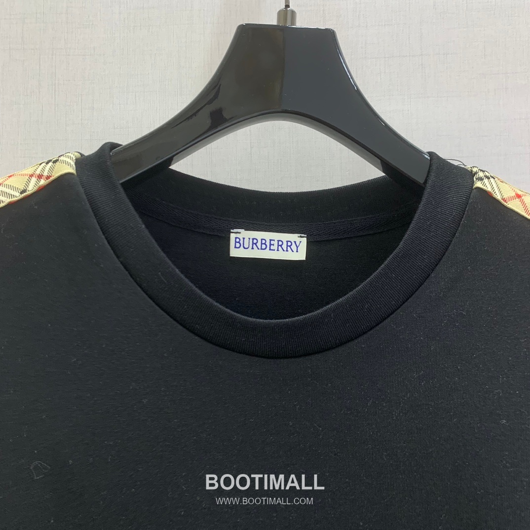 Burberry 2026 S/S Polyester Sleeveless Dress Panelled Waist Detail 버버리 폴리에스터 슬리브리스 드레스 패널드 허리 디테일 8