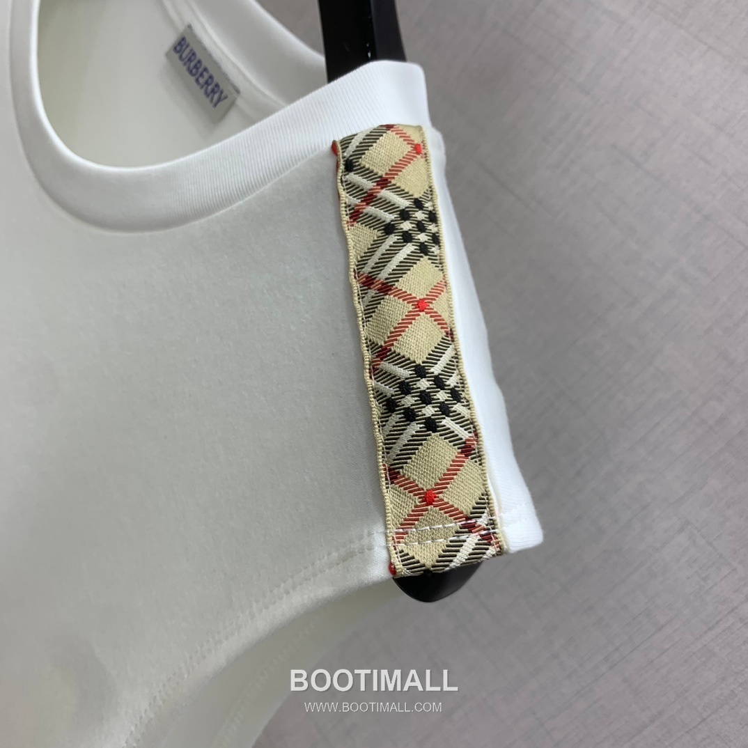 Burberry 2026 S/S Polyester Sleeveless Dress Panelled Waist Detail 버버리 폴리에스터 슬리브리스 드레스 패널드 허리 디테일 16