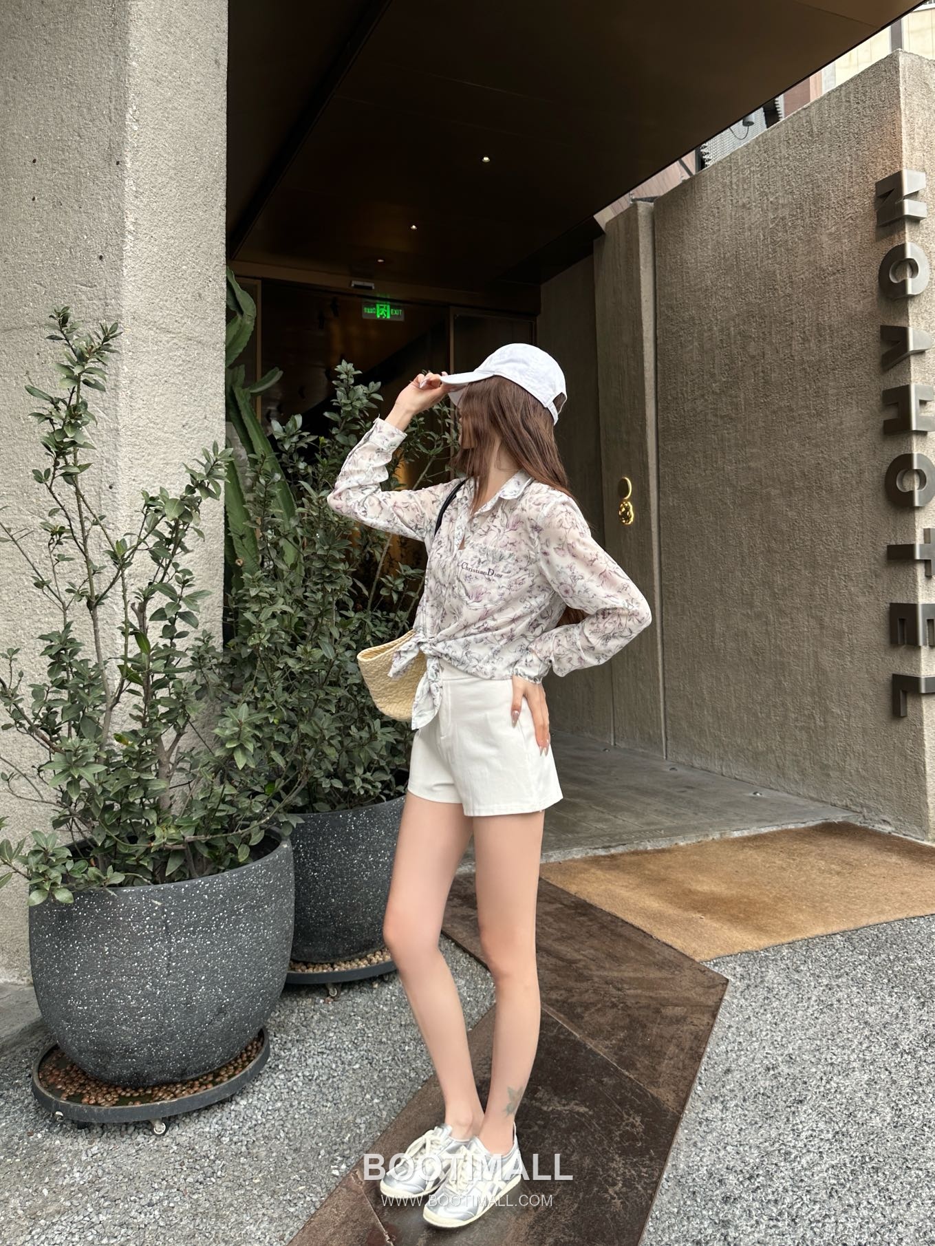 Dior 2026 S/S Silk Sheer Shirt Botanical Print Embroidered Pocket 디올 실크 시어 셔츠 보태니컬 프린트 자수 포켓 2