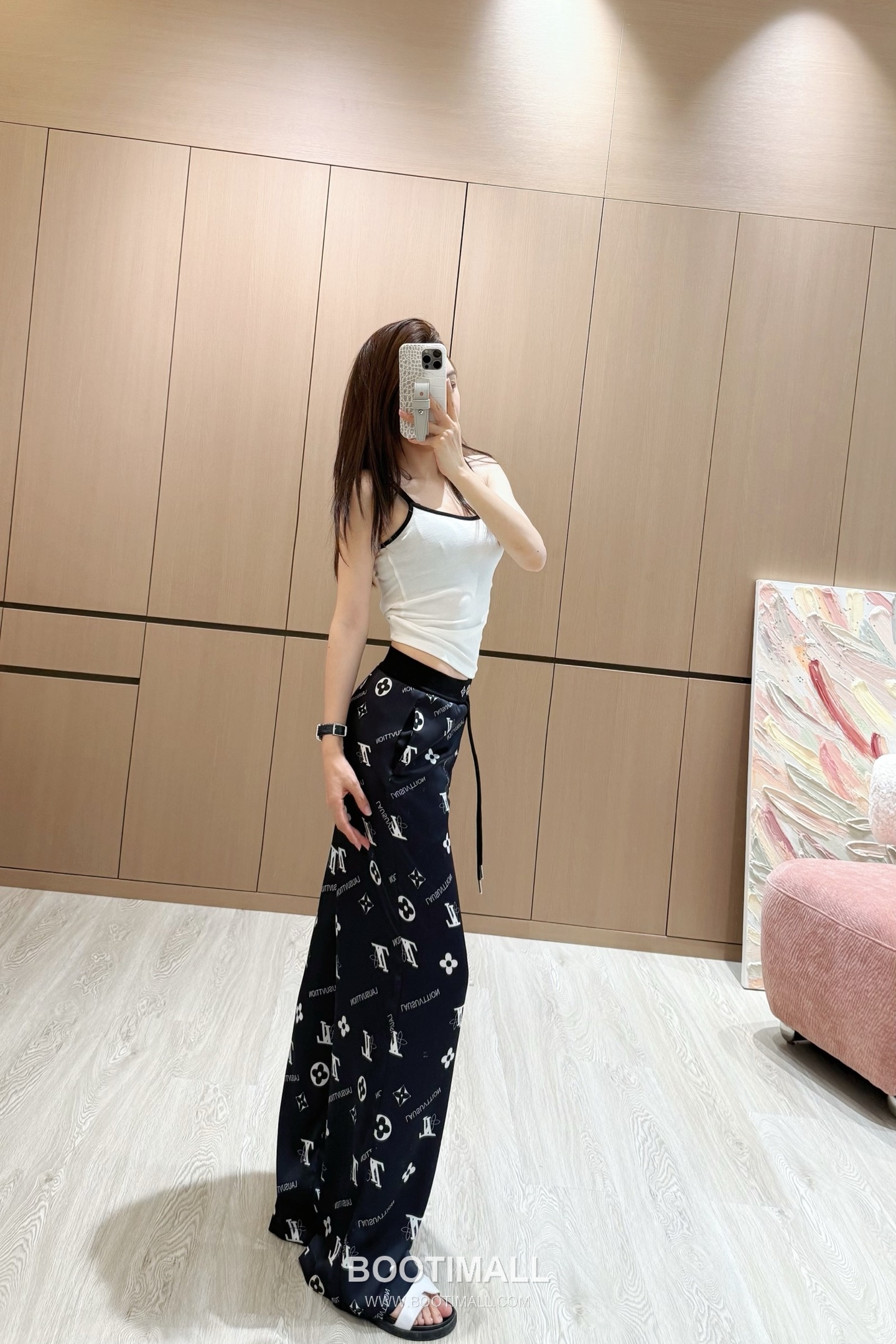 Louis Vuitton 2026 S/S Cotton Polyester Pants Webbing Print Logo Detail 루이비통 코튼 폴리에스터 팬츠 웨빙 프린트 로고 디테일 2