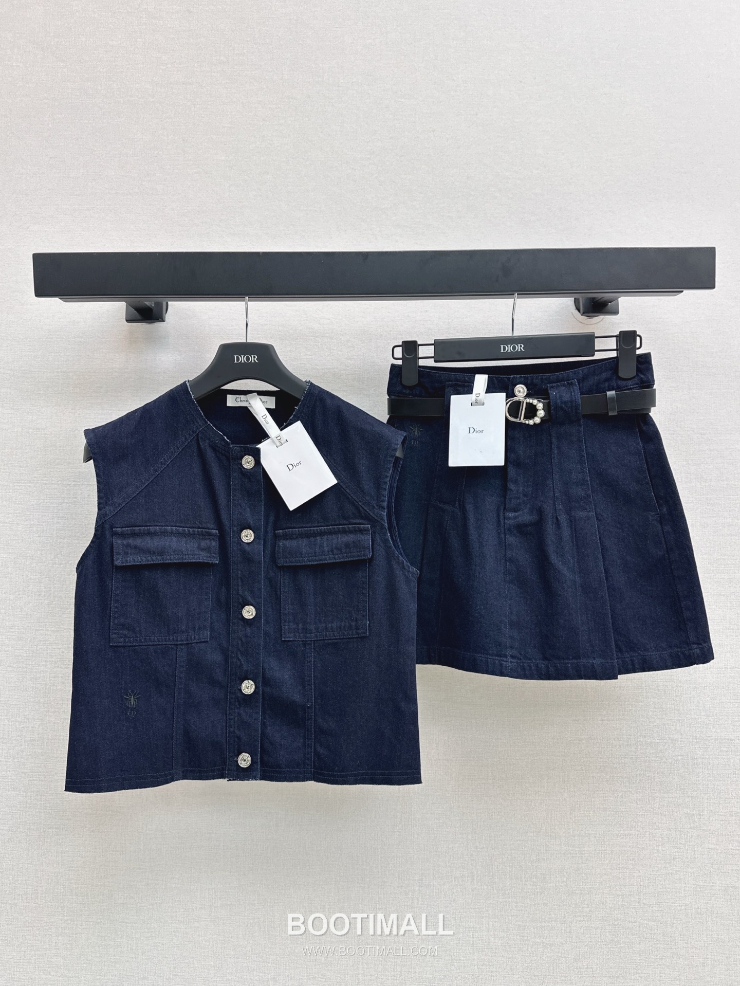 Dior 2025 S/S Denim Vest Skirt Set Belt Detail CD Logo 디올 데님 베스트 스커트 세트 벨트 디테일 CD 로고 7