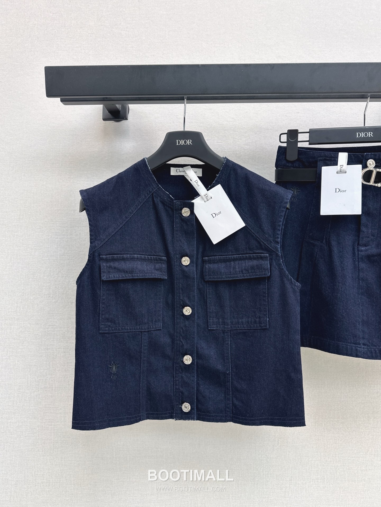 Dior 2025 S/S Denim Vest Skirt Set Belt Detail CD Logo 디올 데님 베스트 스커트 세트 벨트 디테일 CD 로고 8