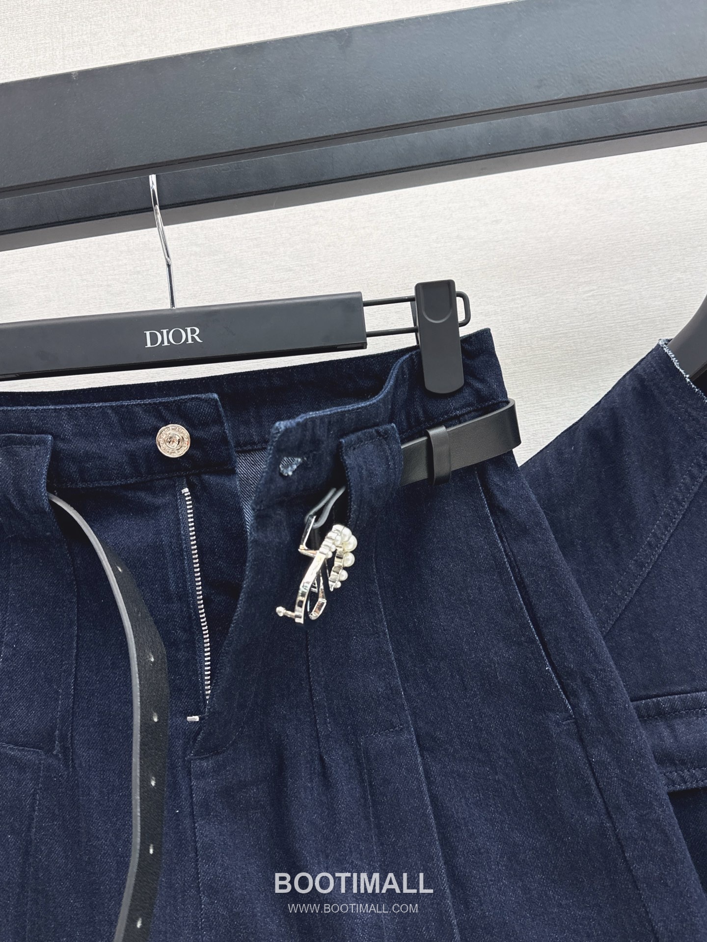 Dior 2025 S/S Denim Vest Skirt Set Belt Detail CD Logo 디올 데님 베스트 스커트 세트 벨트 디테일 CD 로고 21