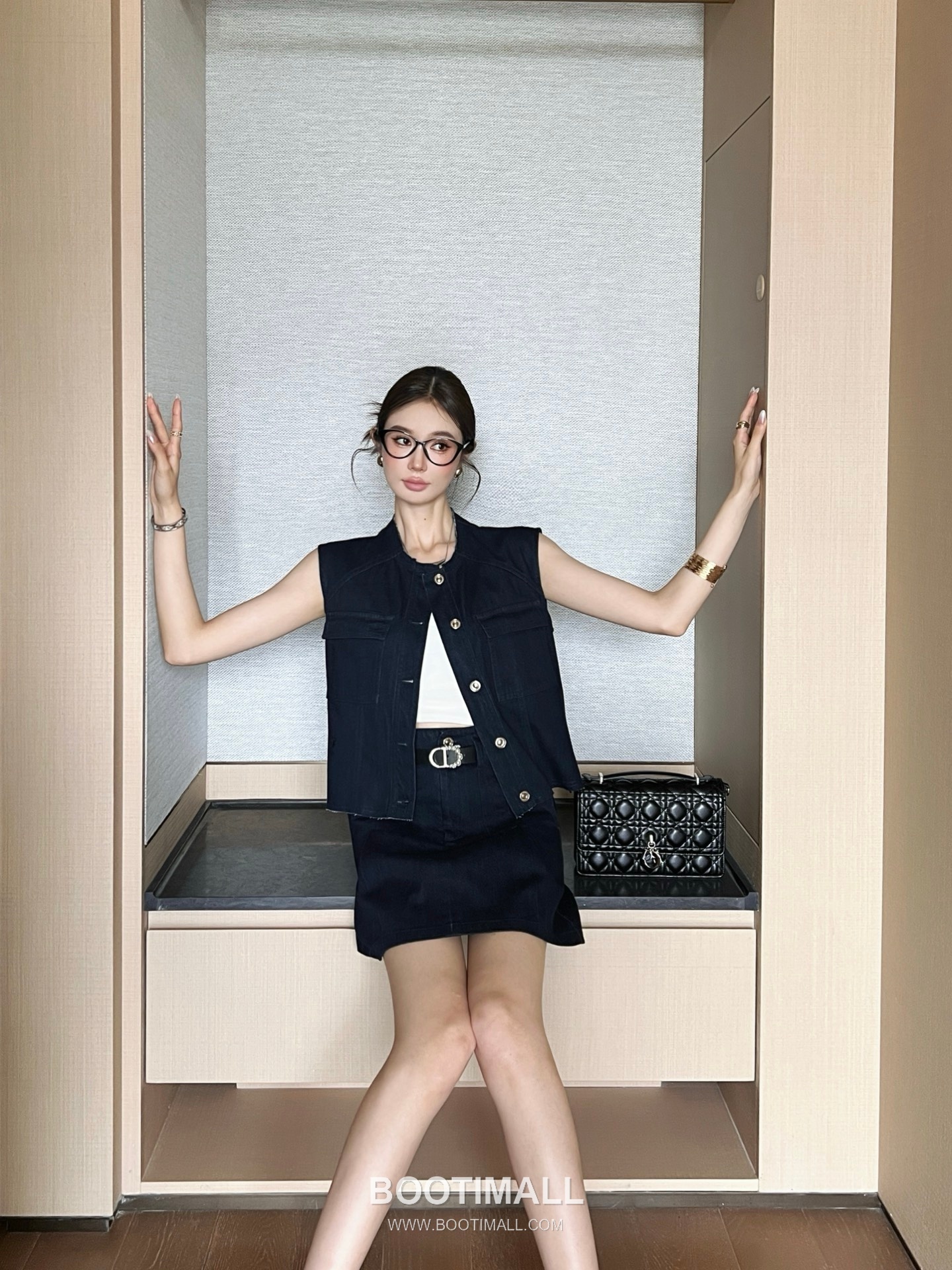 Dior 2025 S/S Denim Vest Skirt Set Belt Detail CD Logo 디올 데님 베스트 스커트 세트 벨트 디테일 CD 로고 26