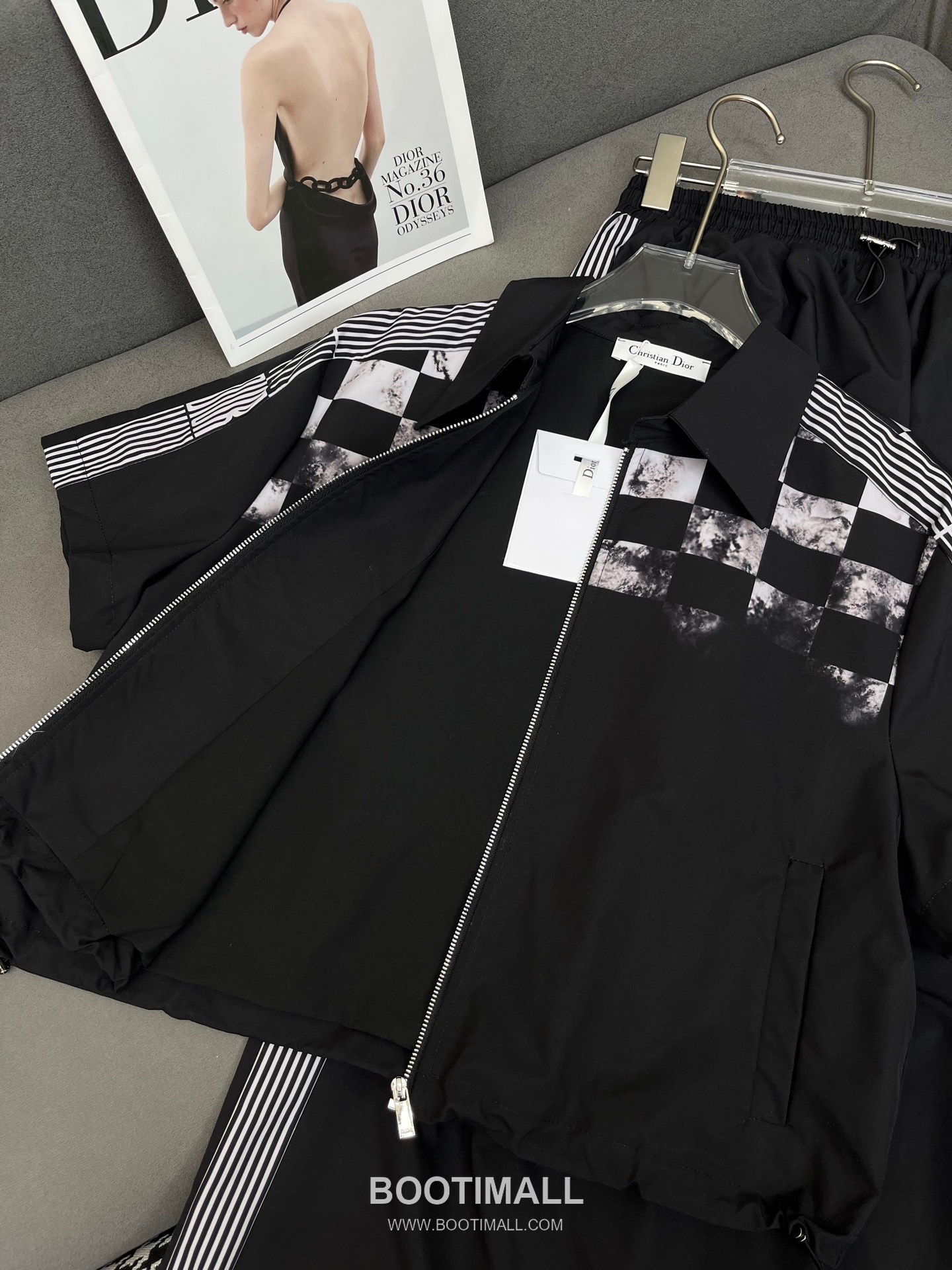 Dior 2026 S/S Cotton Polyester Set Check Print Top Skirt Logo Detail 디올 코튼 폴리에스터 세트 체크 프린트 탑 스커트 로고 디테일 13