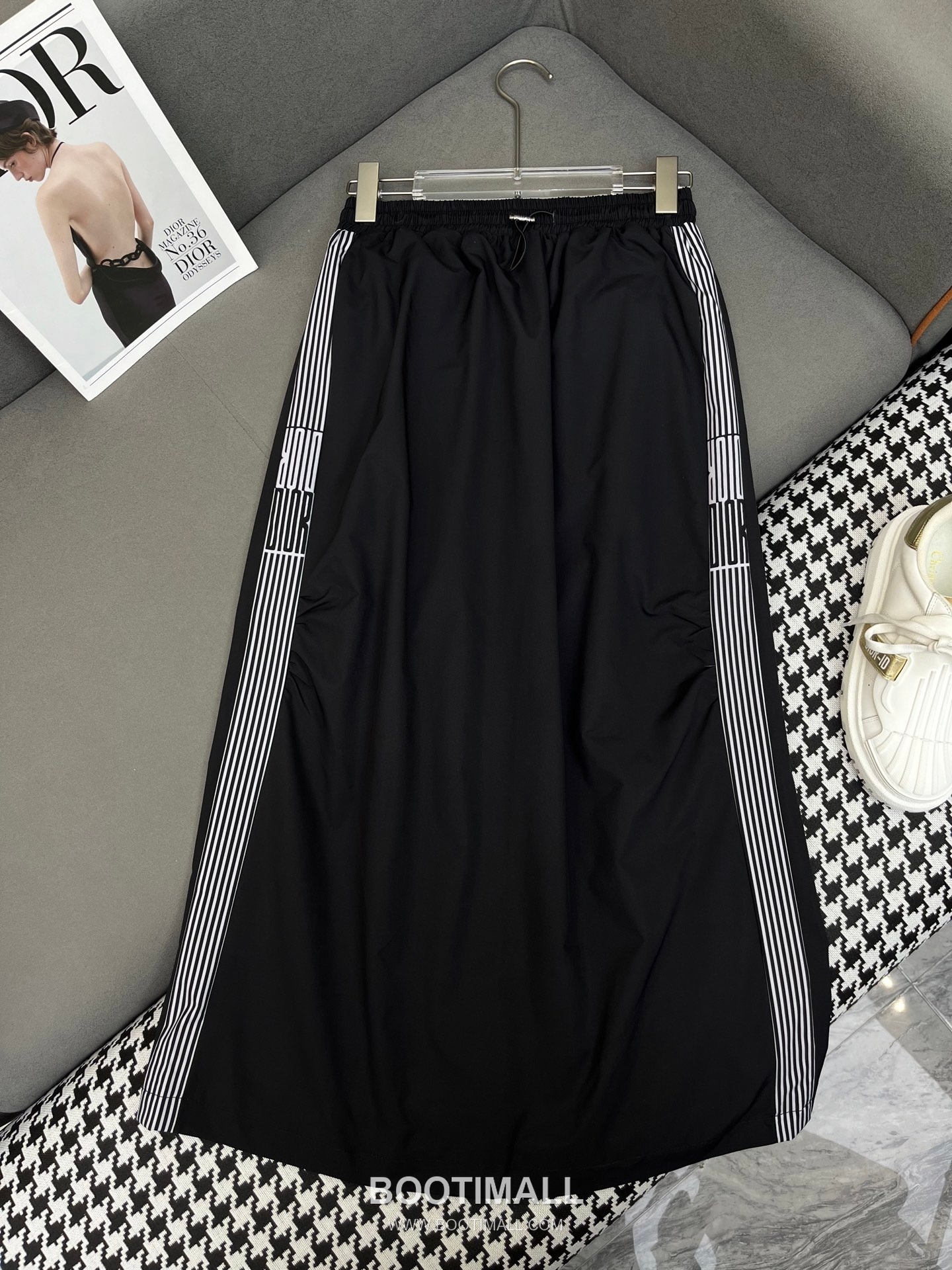 Dior 2026 S/S Cotton Polyester Set Check Print Top Skirt Logo Detail 디올 코튼 폴리에스터 세트 체크 프린트 탑 스커트 로고 디테일 14