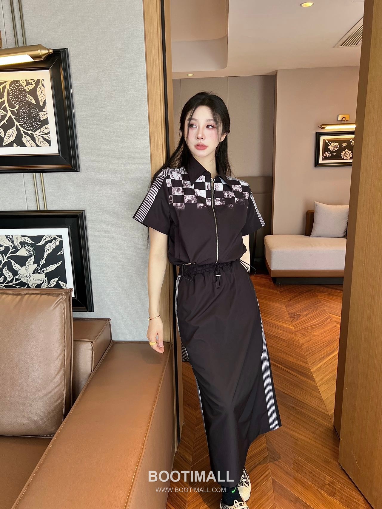 Dior 2026 S/S Cotton Polyester Set Check Print Top Skirt Logo Detail 디올 코튼 폴리에스터 세트 체크 프린트 탑 스커트 로고 디테일 2