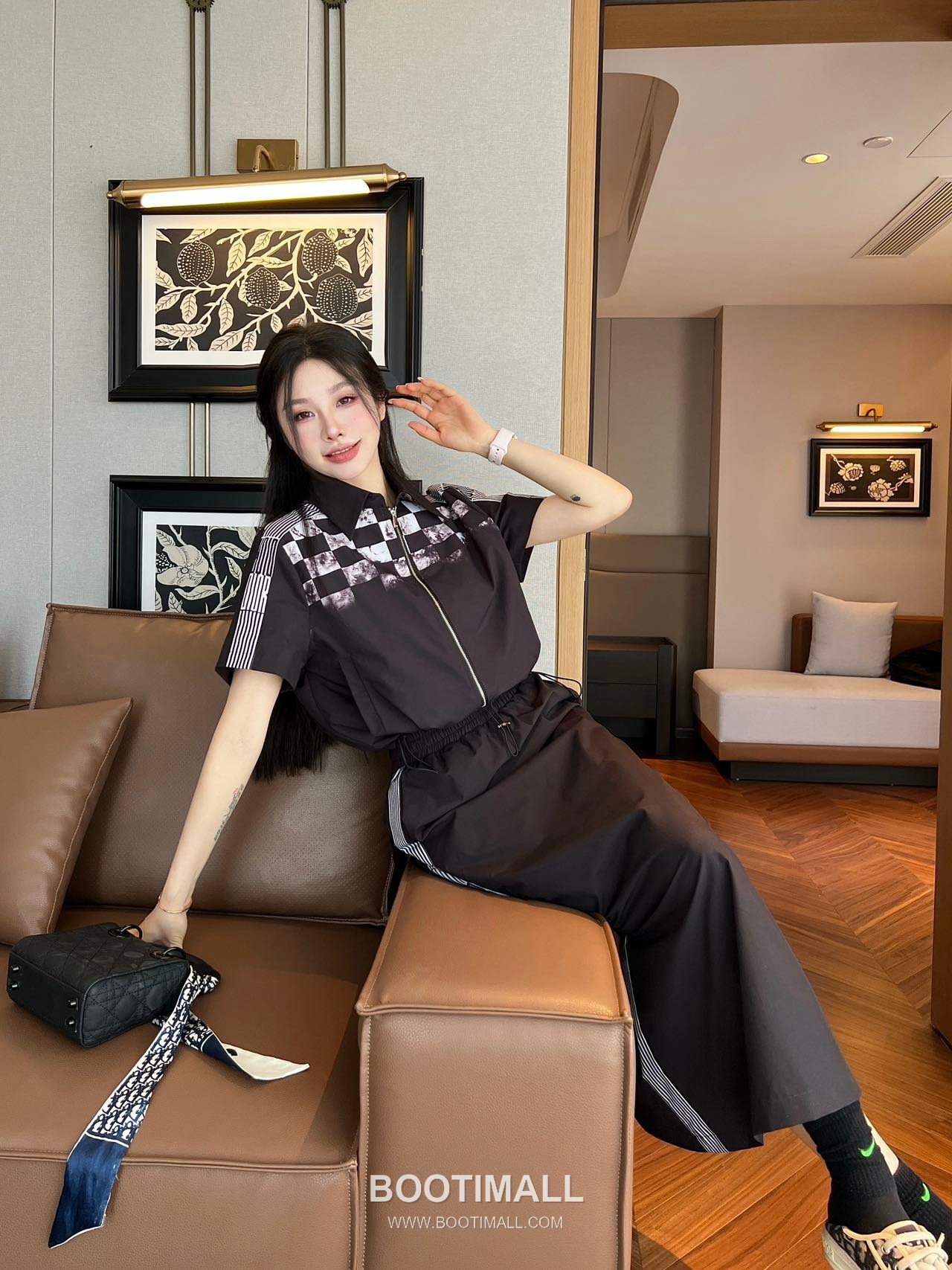 Dior 2026 S/S Cotton Polyester Set Check Print Top Skirt Logo Detail 디올 코튼 폴리에스터 세트 체크 프린트 탑 스커트 로고 디테일 3