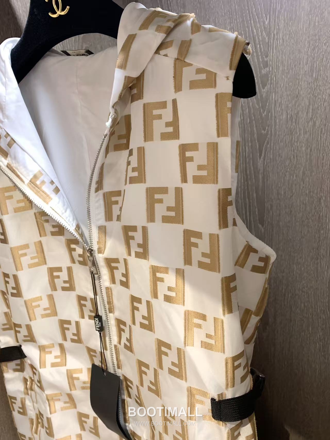 Fendi 2026 S/S Cotton Polyester Sleeveless Dress Check Jacquard Logo Detail 펜디 코튼 폴리에스터 슬리브리스 드레스 체크 자카드 로고 디테일 4