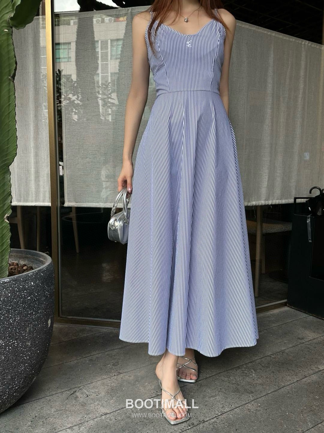 Saint Laurent 2026 S/S Polyester Strap Dress Striped Pattern Detail 생로랑 폴리에스터 스트랩 드레스 스트라이프 패턴 디테일 1