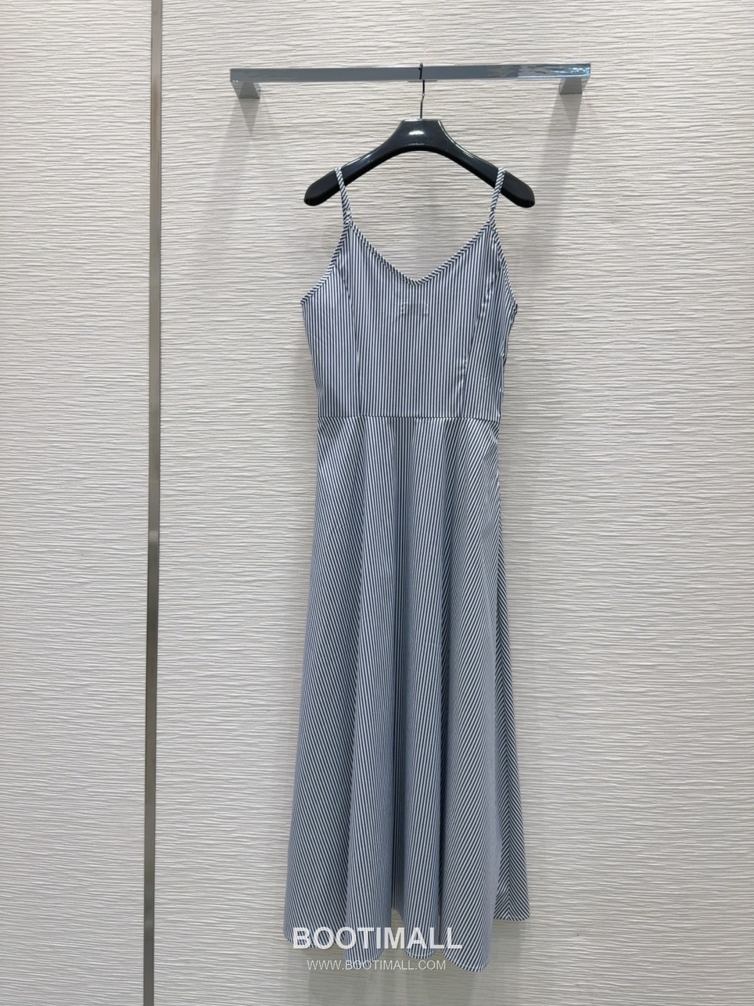 Saint Laurent 2026 S/S Polyester Strap Dress Striped Pattern Detail 생로랑 폴리에스터 스트랩 드레스 스트라이프 패턴 디테일 19