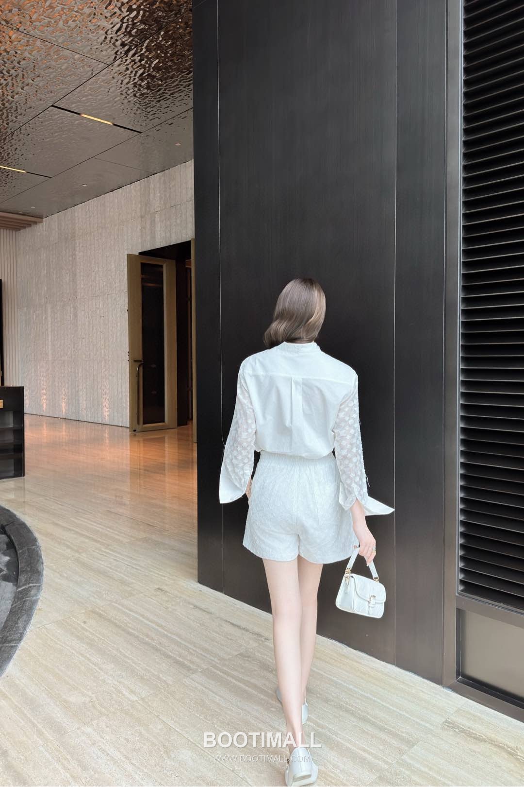 Louis Vuitton 2026 S/S Cotton Twill Shirt Jacquard Patchwork Logo Detail 루이비통 코튼 트윌 셔츠 자카드 패치워크 로고 디테일 5