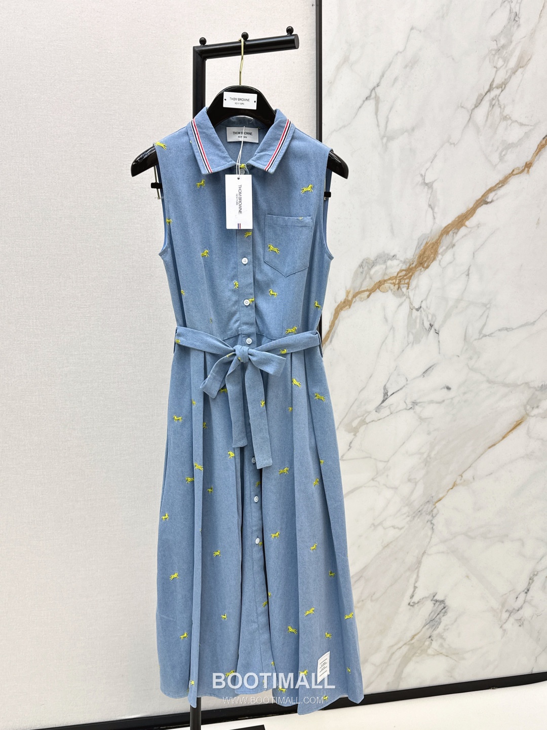 Thom Browne 2026 S/S Cotton Sleeveless Dress Embroidered Logo Detail 톰브라운 코튼 슬리브리스 드레스 자수 로고 디테일 10