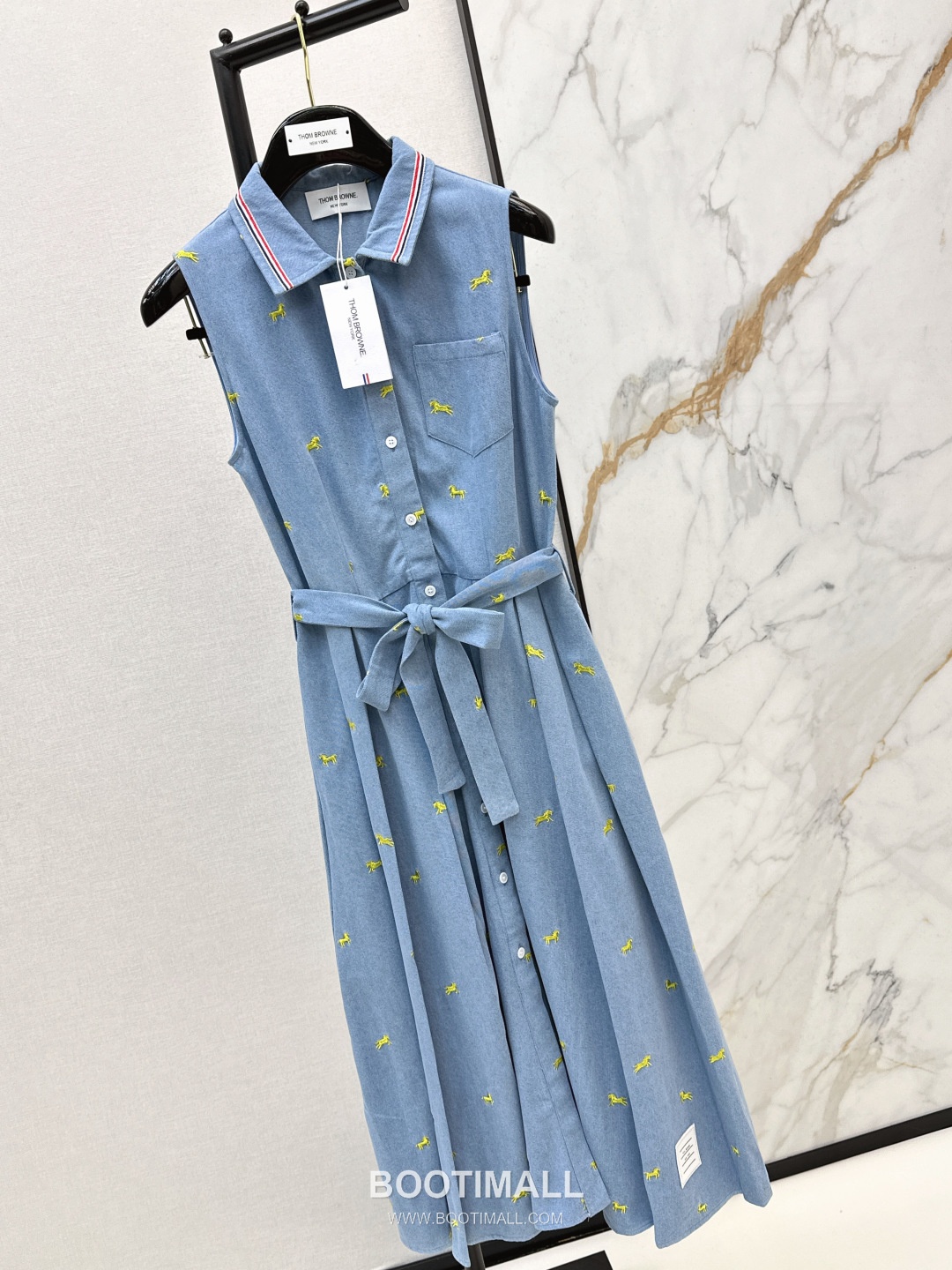 Thom Browne 2026 S/S Cotton Sleeveless Dress Embroidered Logo Detail 톰브라운 코튼 슬리브리스 드레스 자수 로고 디테일 11