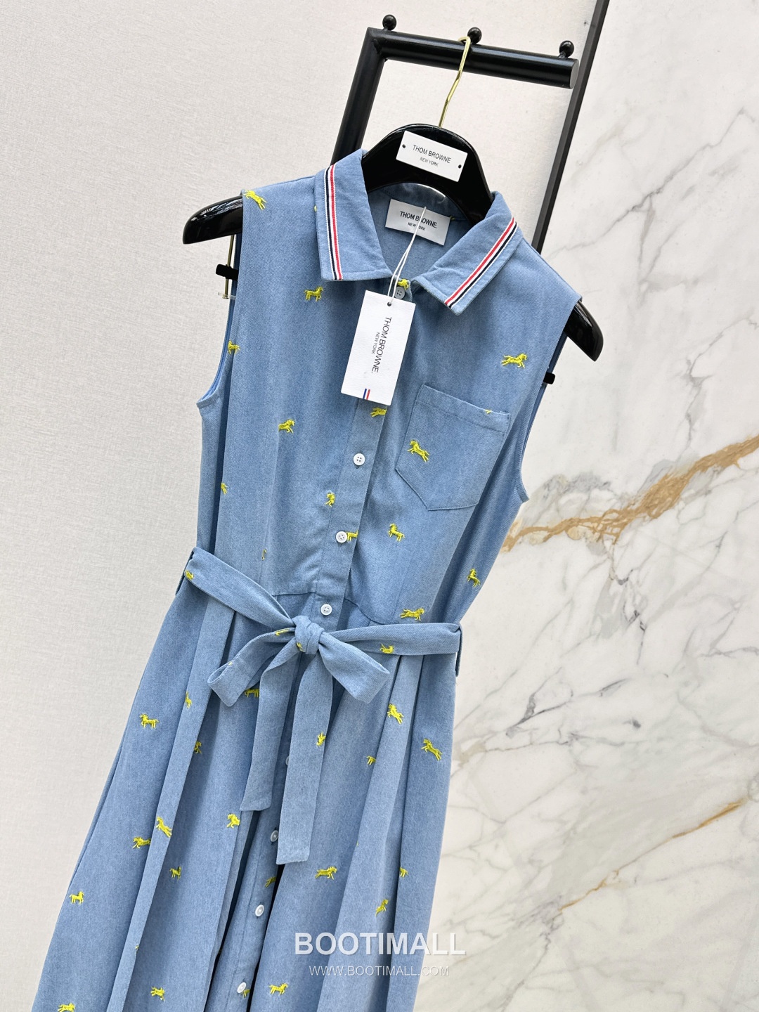 Thom Browne 2026 S/S Cotton Sleeveless Dress Embroidered Logo Detail 톰브라운 코튼 슬리브리스 드레스 자수 로고 디테일 12