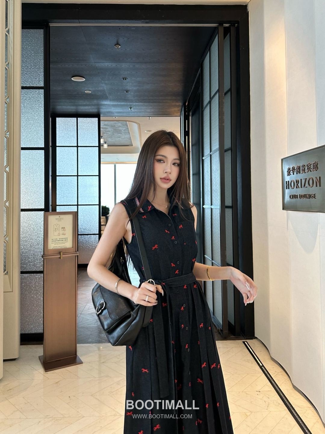 Thom Browne 2026 S/S Cotton Sleeveless Dress Embroidered Logo Detail 톰브라운 코튼 슬리브리스 드레스 자수 로고 디테일 2