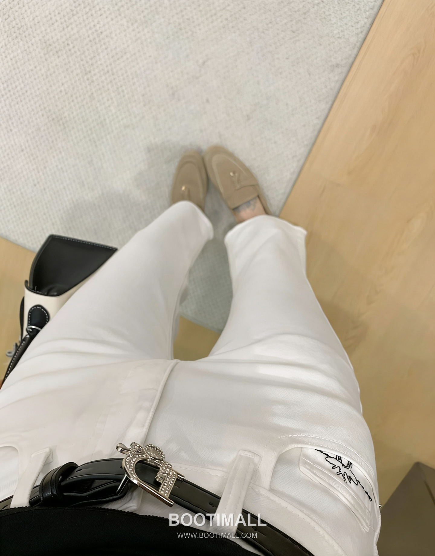 Dior 2026 S/S Cotton Polyester Pants Slim Straight Fit Logo Detail 디올 코튼 폴리에스터 팬츠 슬림 스트레이트 핏 로고 디테일 4