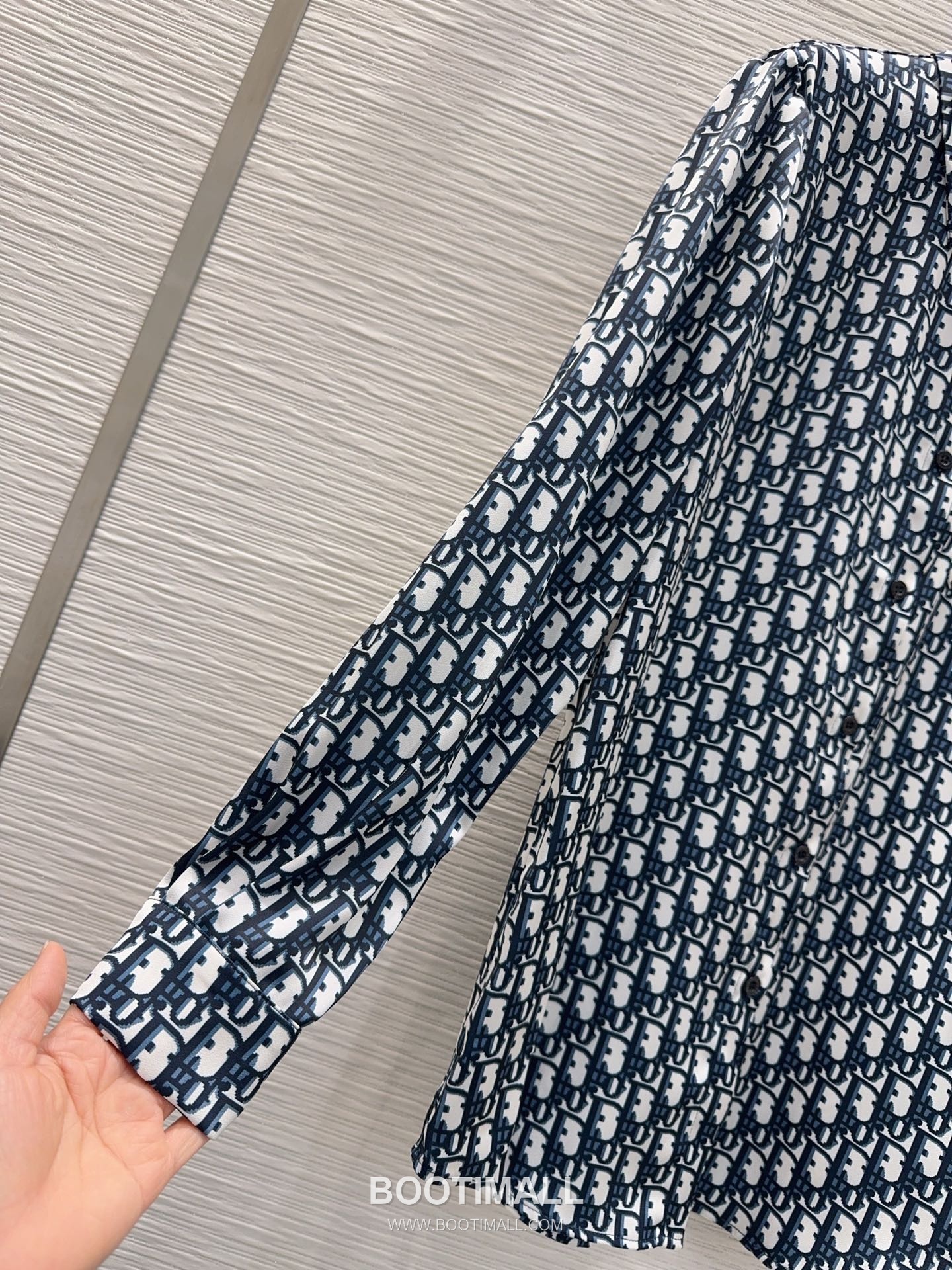 Dior 2026 S/S Cotton Shirt Allover Monogram Print Logo Detail 디올 코튼 셔츠 올오버 모노그램 프린트 로고 디테일 15