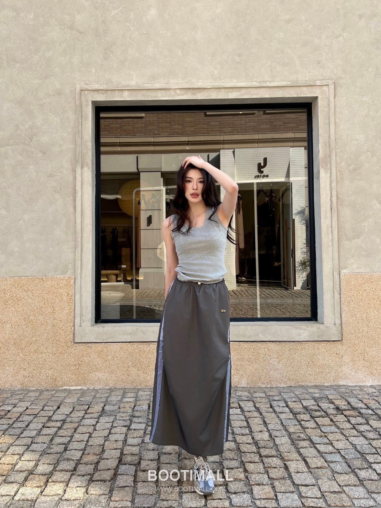 Prada 2026 S/S Polyester Skirt Elastic Waist Webbing Logo Detail 프라다 폴리에스터 스커트 밴딩 웨빙 로고 디테일 1