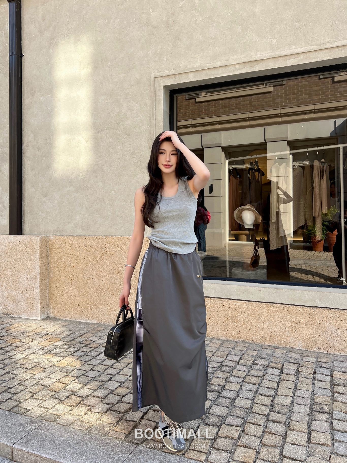 Prada 2026 S/S Polyester Skirt Elastic Waist Webbing Logo Detail 프라다 폴리에스터 스커트 밴딩 웨빙 로고 디테일 5