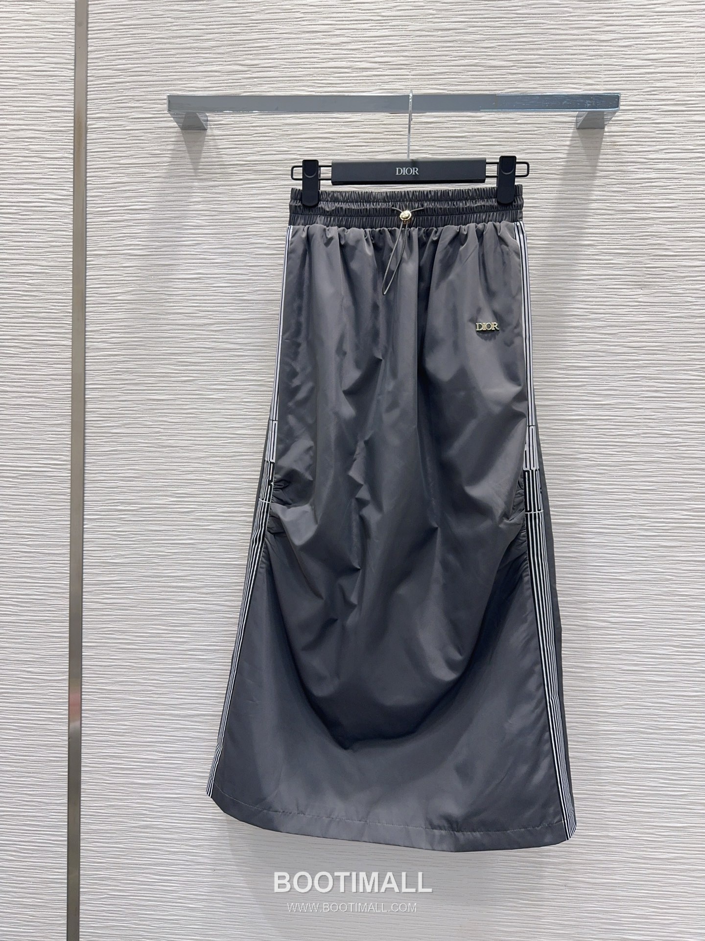 Prada 2026 S/S Polyester Skirt Elastic Waist Webbing Logo Detail 프라다 폴리에스터 스커트 밴딩 웨빙 로고 디테일 10