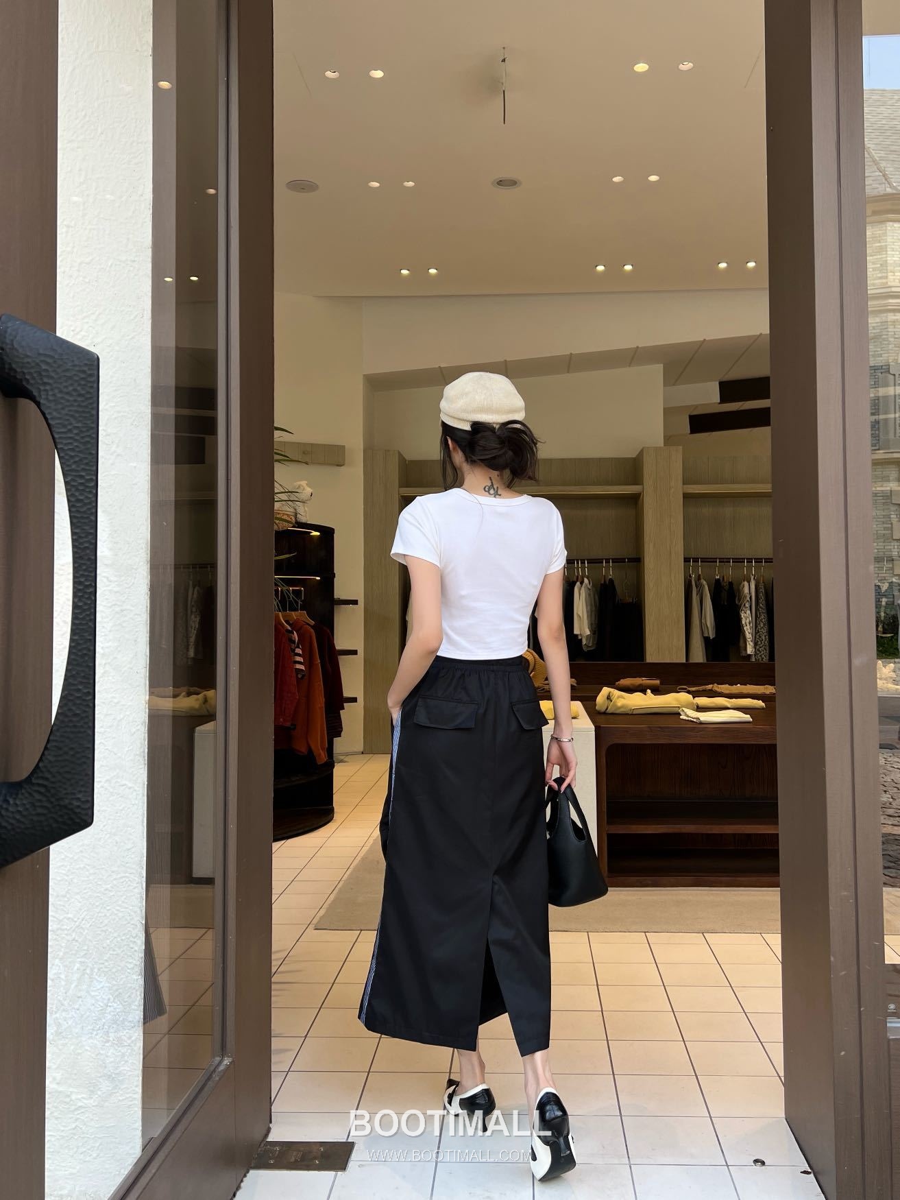 Prada 2026 S/S Polyester Skirt Elastic Waist Webbing Logo Detail 프라다 폴리에스터 스커트 밴딩 웨빙 로고 디테일 9