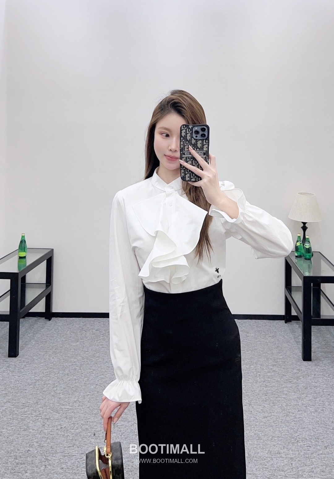 Dior 2026 S/S Cotton Twill Shirt Ruffle Collar Embroidered Bee Logo 디올 코튼 트윌 셔츠 러플 칼라 자수 비 로고 3