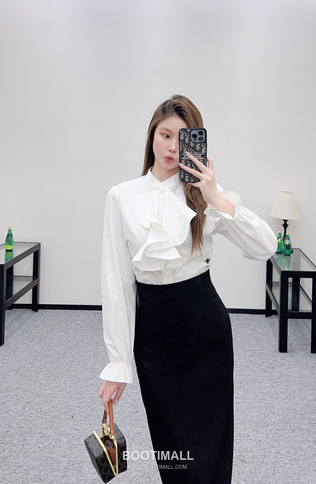 Dior 2026 S/S Cotton Twill Shirt Ruffle Collar Embroidered Bee Logo 디올 코튼 트윌 셔츠 러플 칼라 자수 비 로고 5