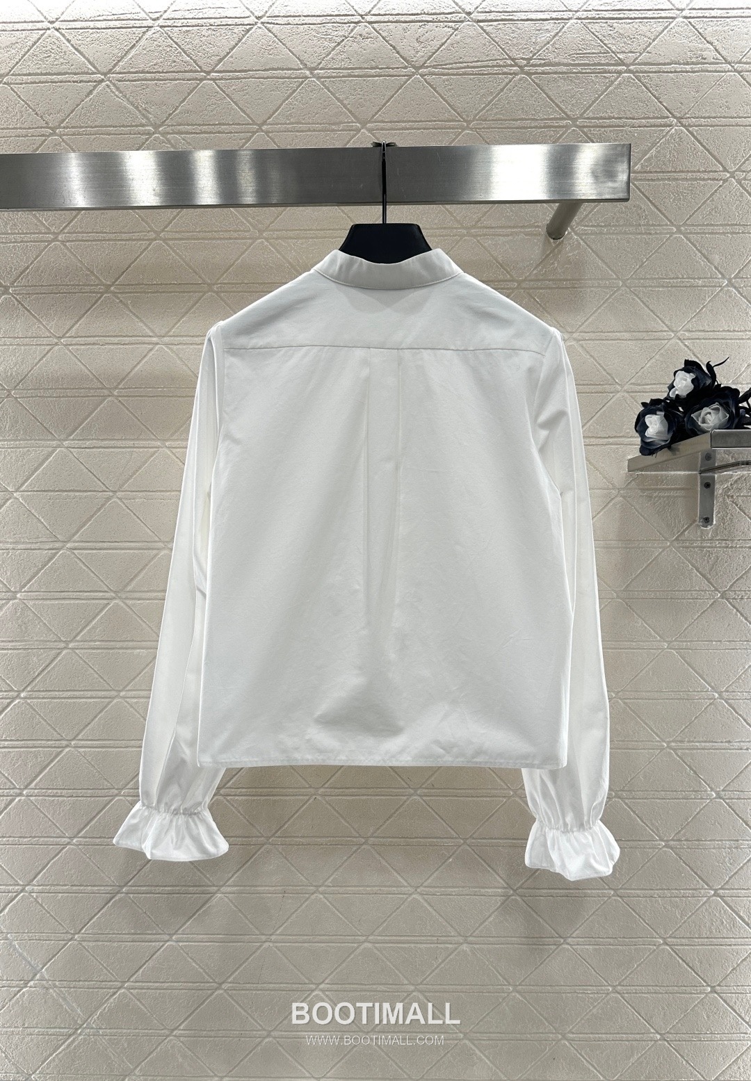 Dior 2026 S/S Cotton Twill Shirt Ruffle Collar Embroidered Bee Logo 디올 코튼 트윌 셔츠 러플 칼라 자수 비 로고 8