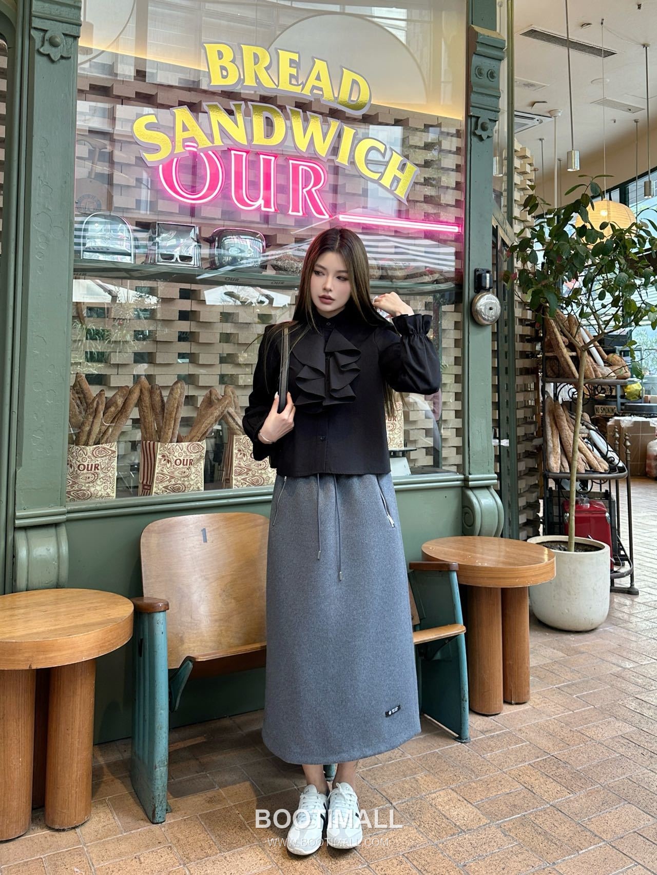 Dior 2026 S/S Cotton Twill Shirt Ruffle Collar Embroidered Bee Logo 디올 코튼 트윌 셔츠 러플 칼라 자수 비 로고 1