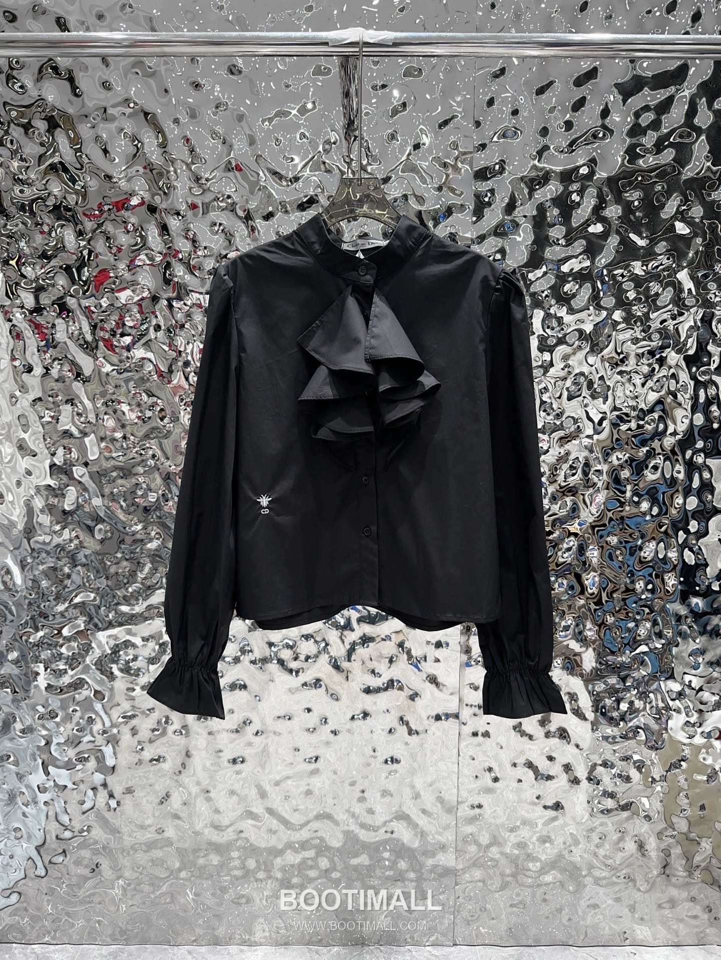 Dior 2026 S/S Cotton Twill Shirt Ruffle Collar Embroidered Bee Logo 디올 코튼 트윌 셔츠 러플 칼라 자수 비 로고 18