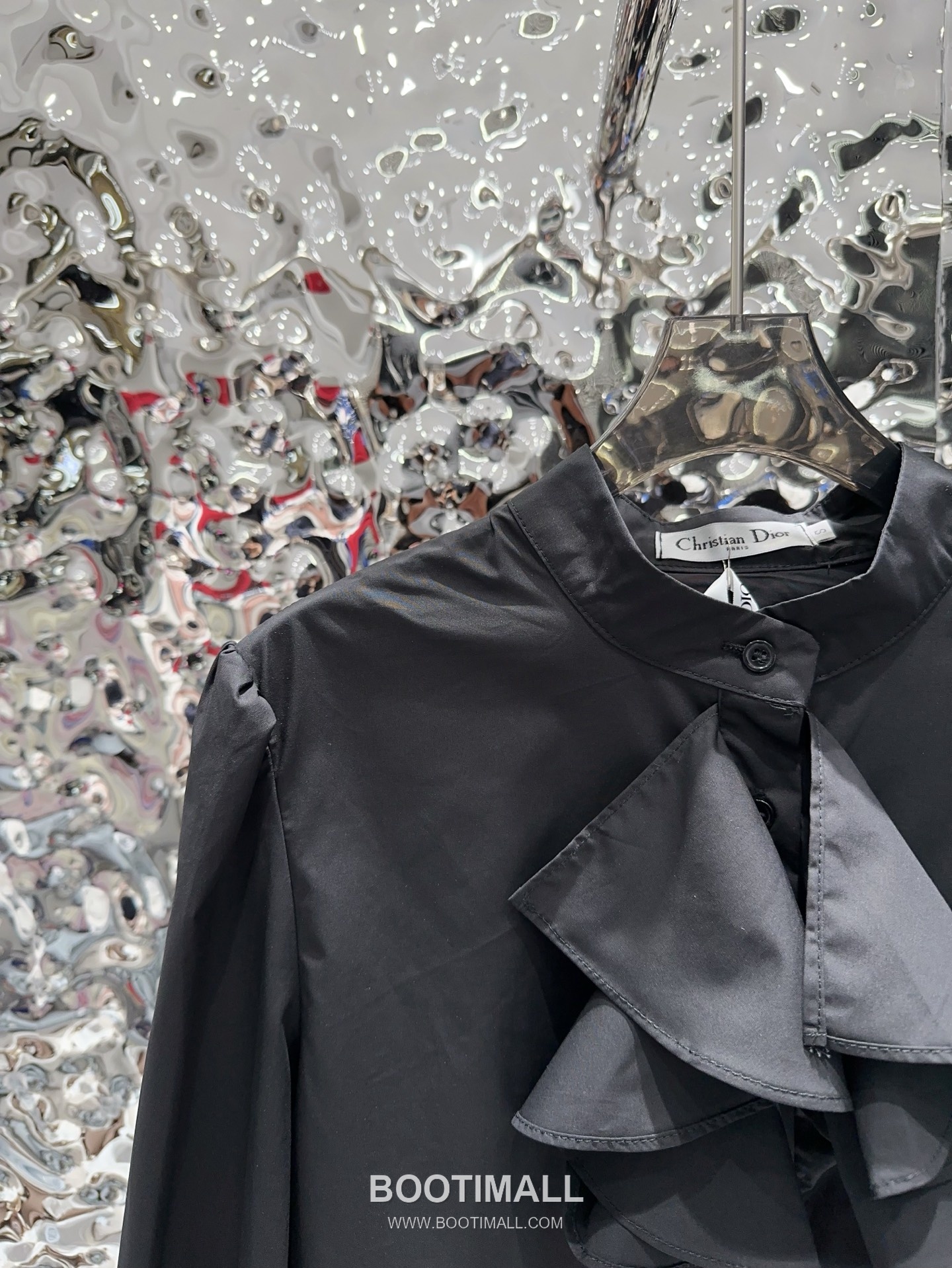 Dior 2026 S/S Cotton Twill Shirt Ruffle Collar Embroidered Bee Logo 디올 코튼 트윌 셔츠 러플 칼라 자수 비 로고 20