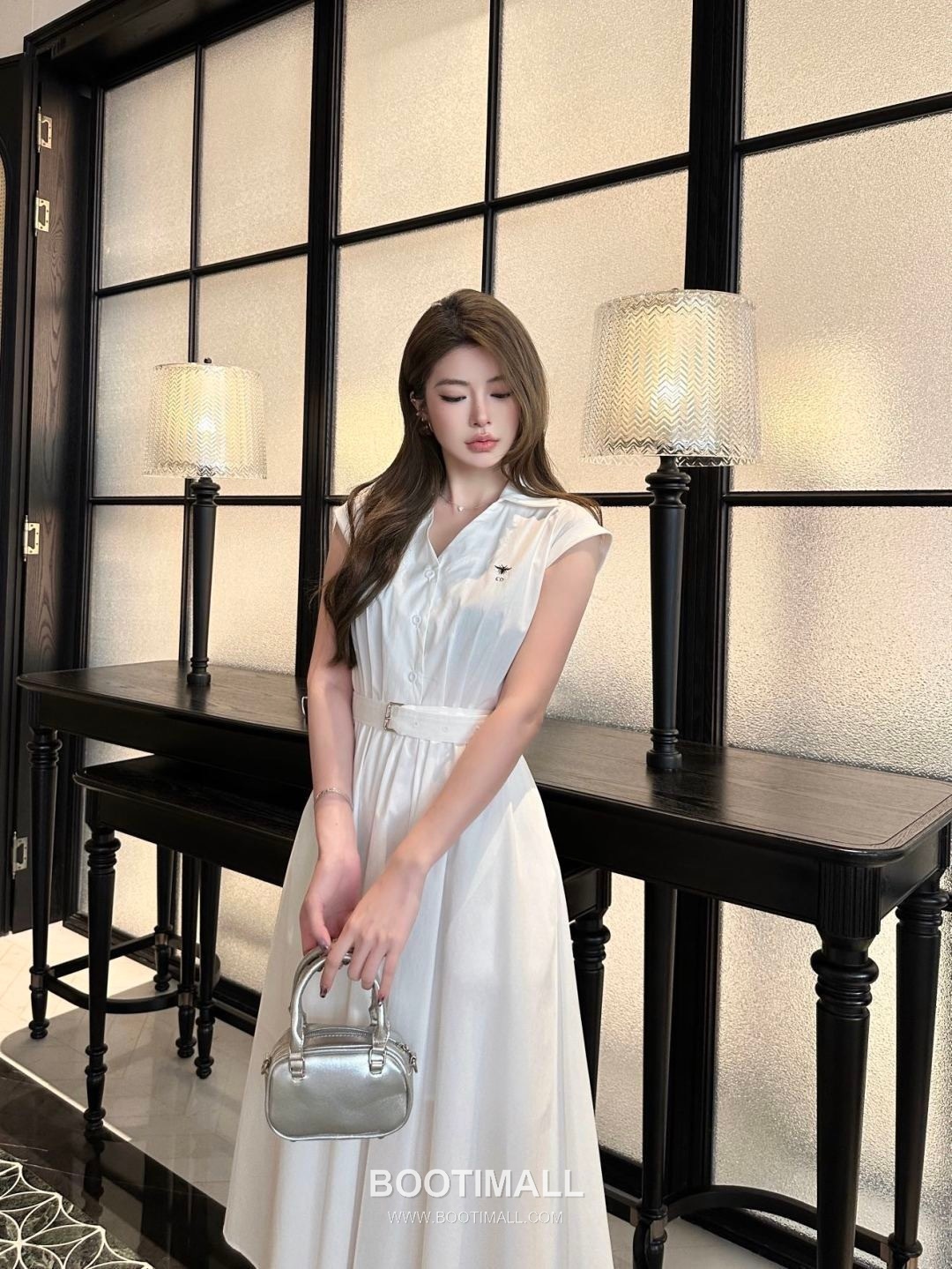 Dior 2026 S/S Polyester Dress Bee Embroidered Logo Detail 디올 폴리에스터 드레스 비 자수 로고 디테일 2