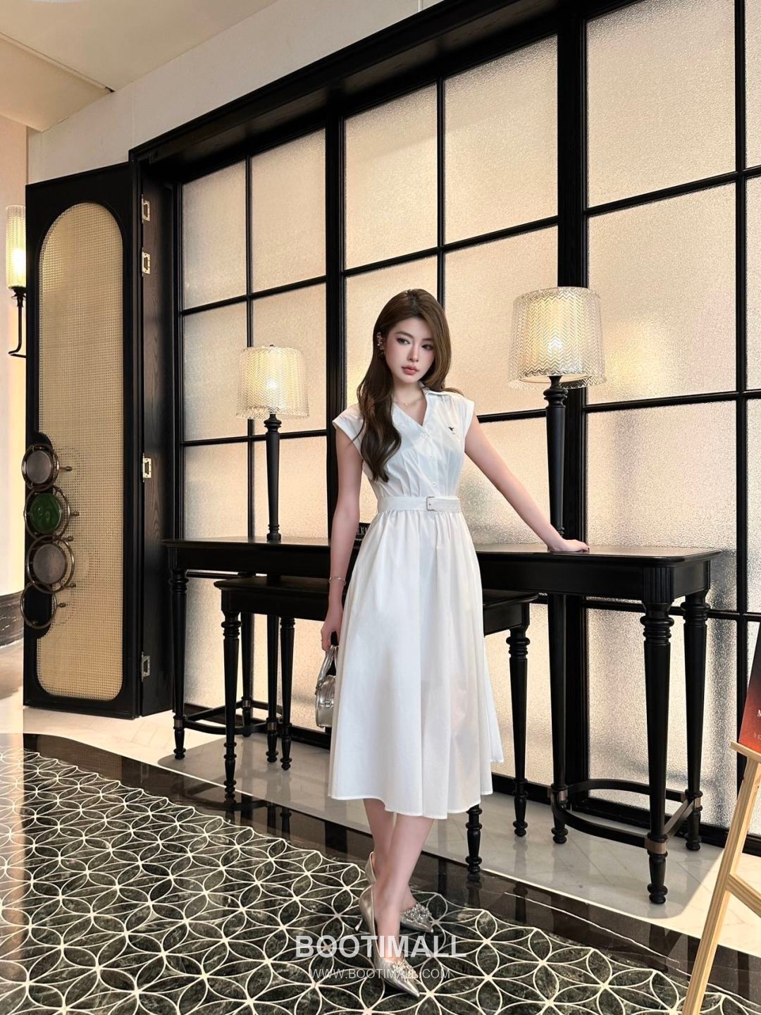 Dior 2026 S/S Polyester Dress Bee Embroidered Logo Detail 디올 폴리에스터 드레스 비 자수 로고 디테일 9